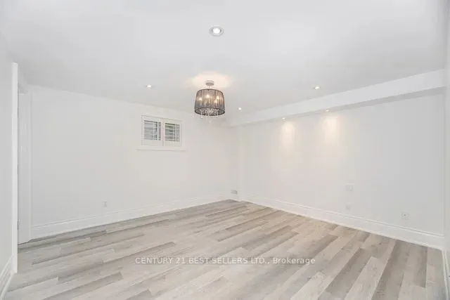 1595 Calverton Court