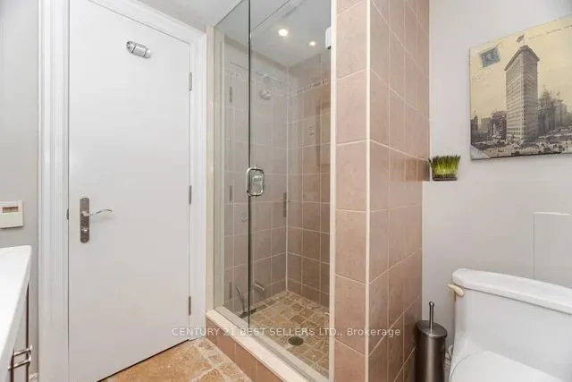 1595 Calverton Court