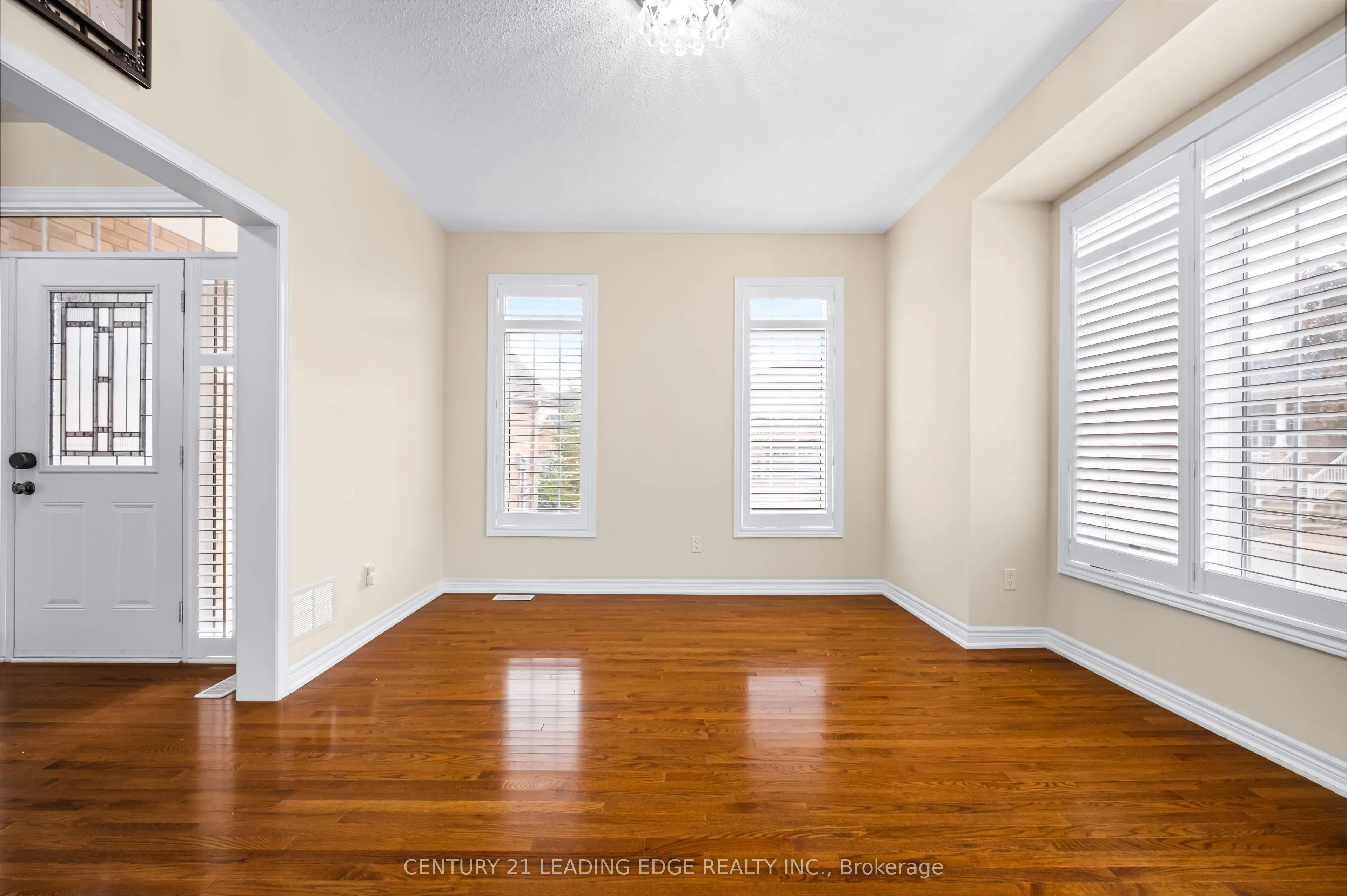 35 Lobelia Street #4