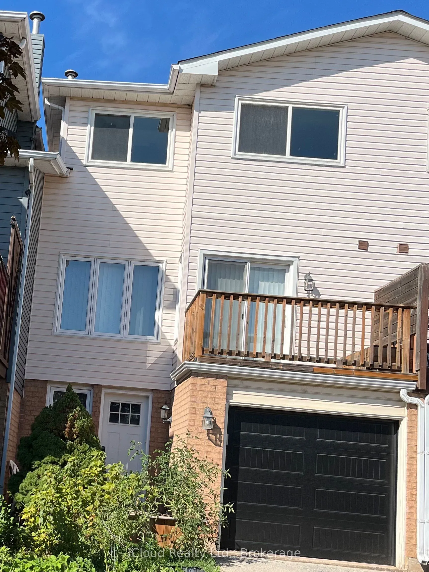 40 Glenashton Drive