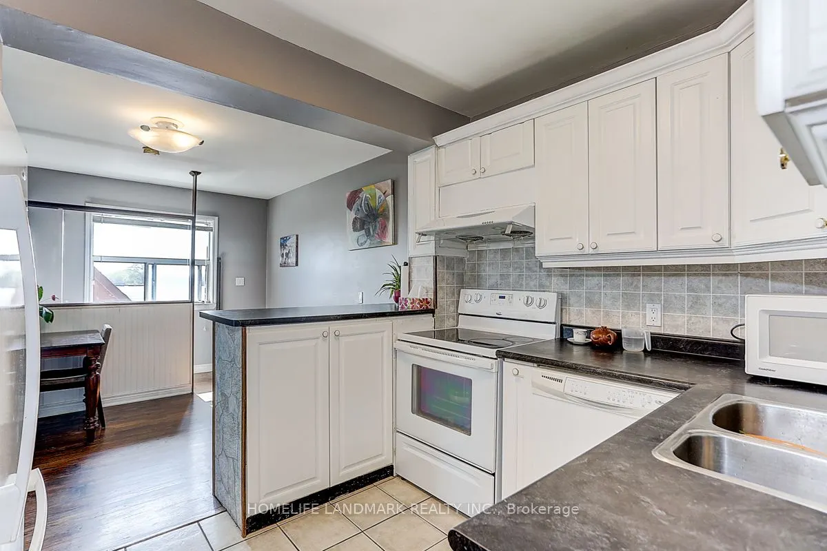1281 Davenport Road