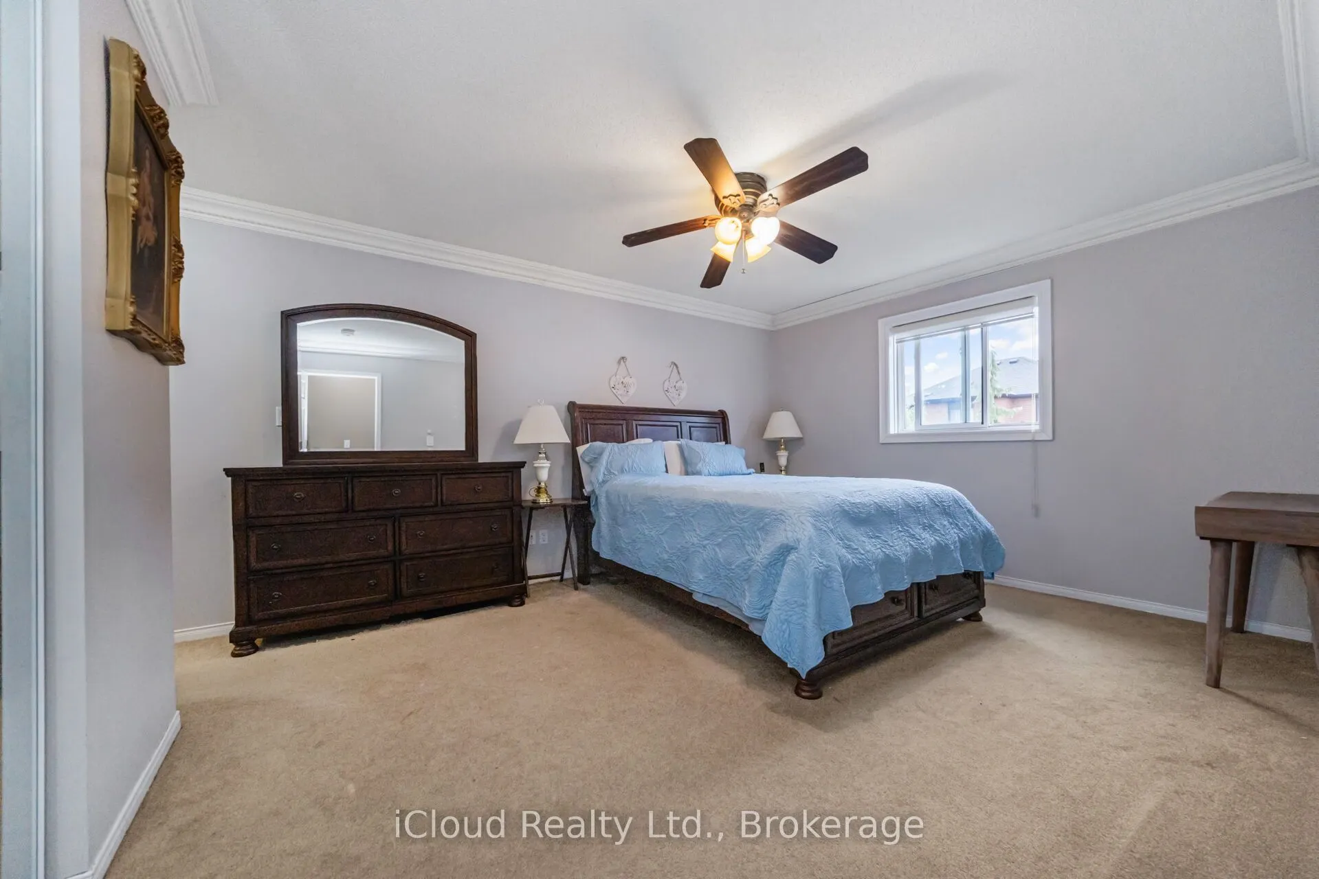 366 Marshall Crescent
