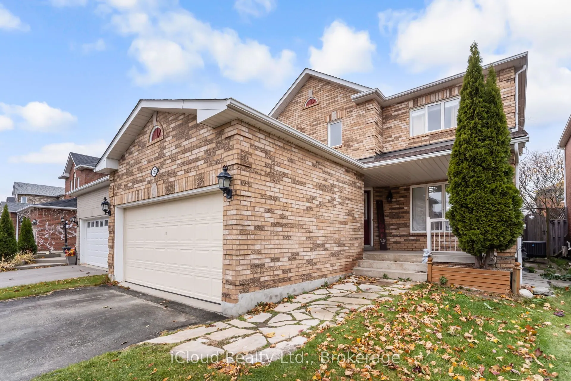 366 Marshall Crescent