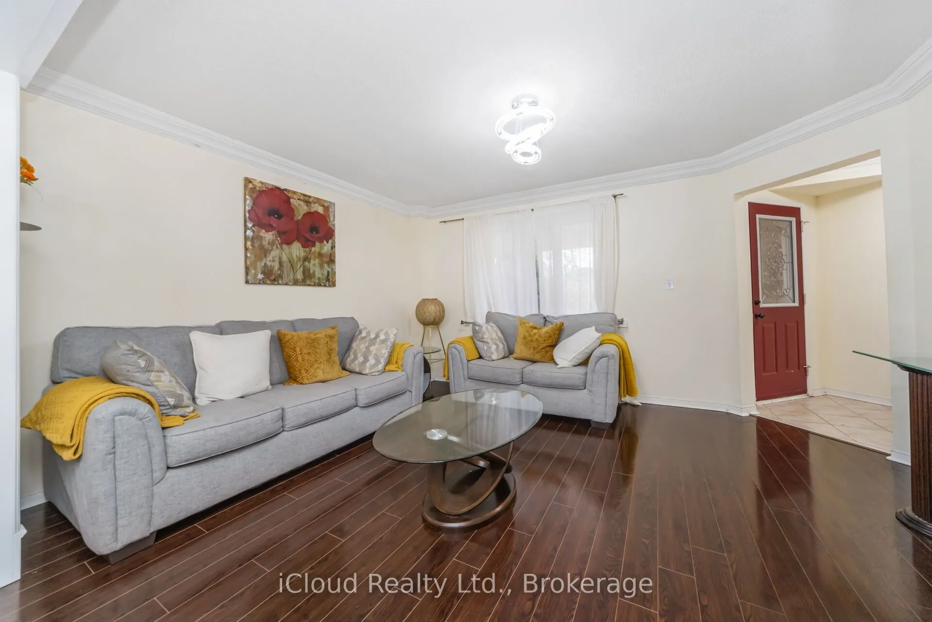 366 Marshall Crescent