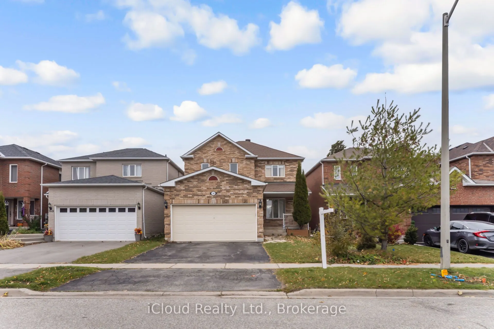 366 Marshall Crescent