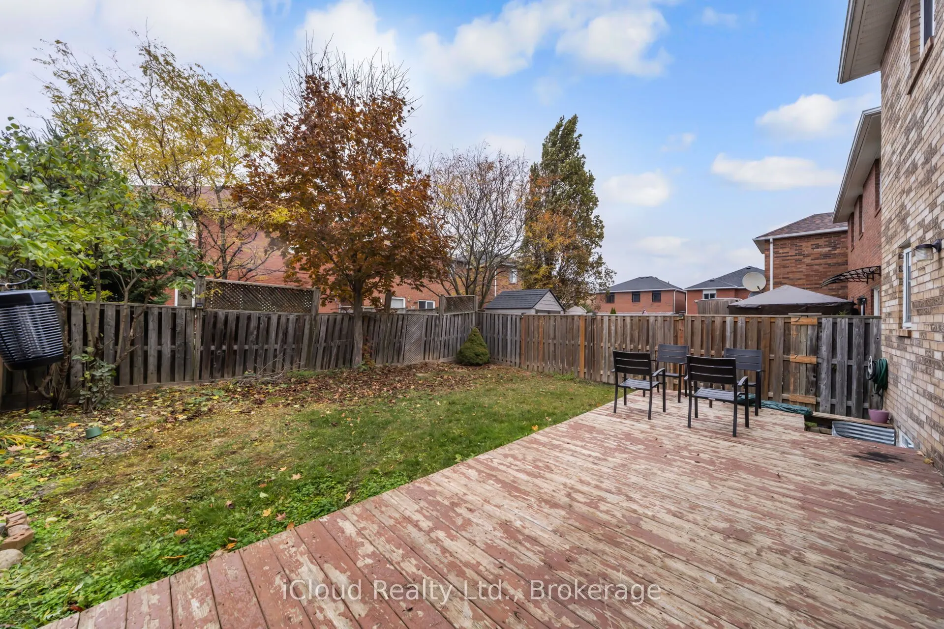 366 Marshall Crescent