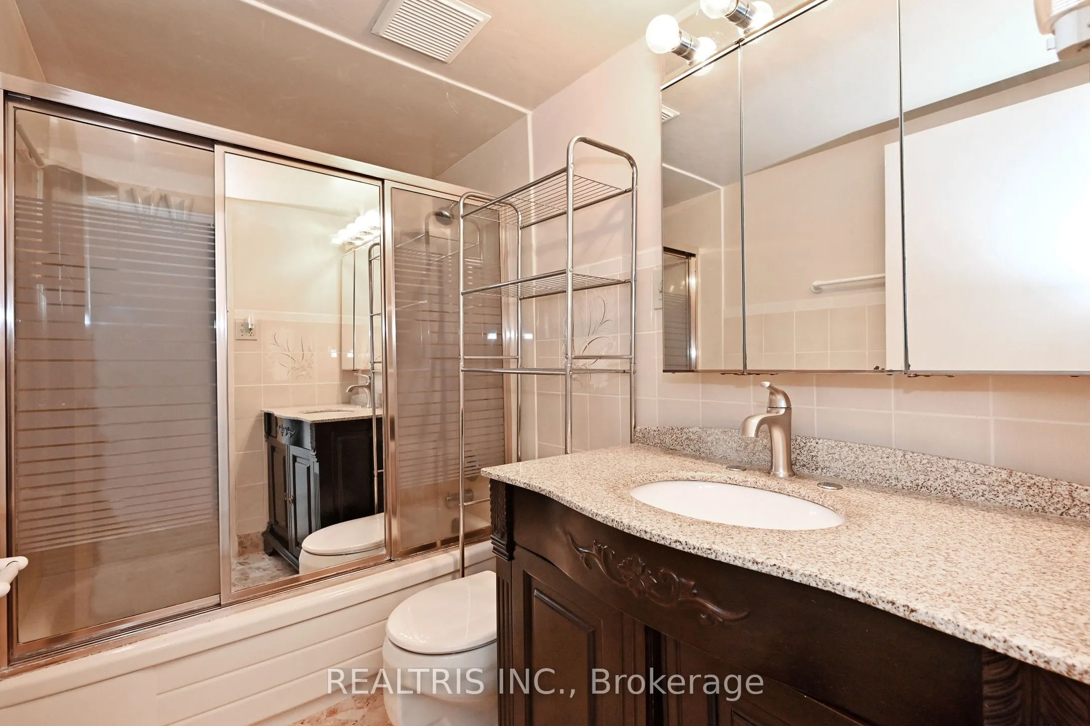 2323 Confederation Parkway #807
