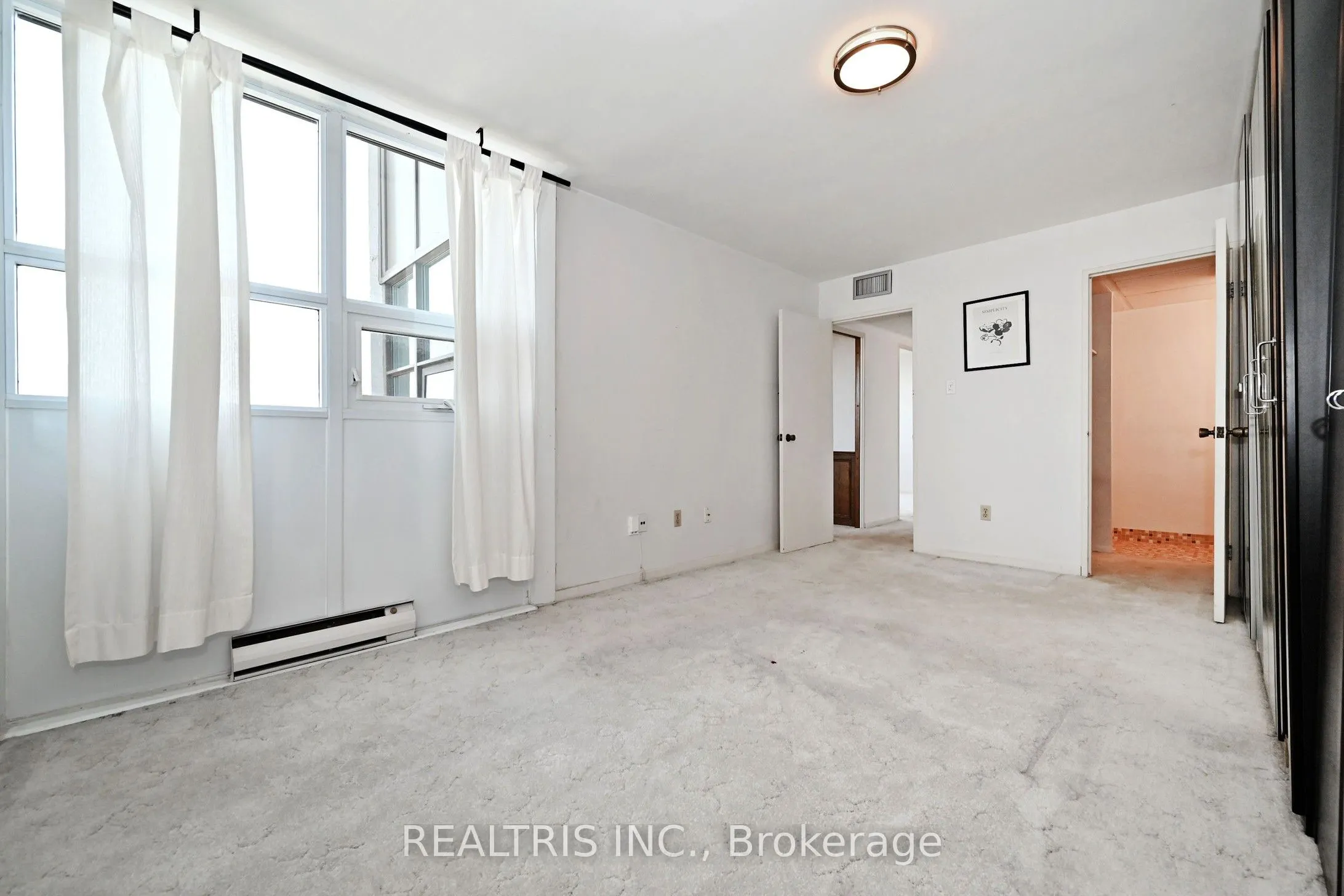 2323 Confederation Parkway #807