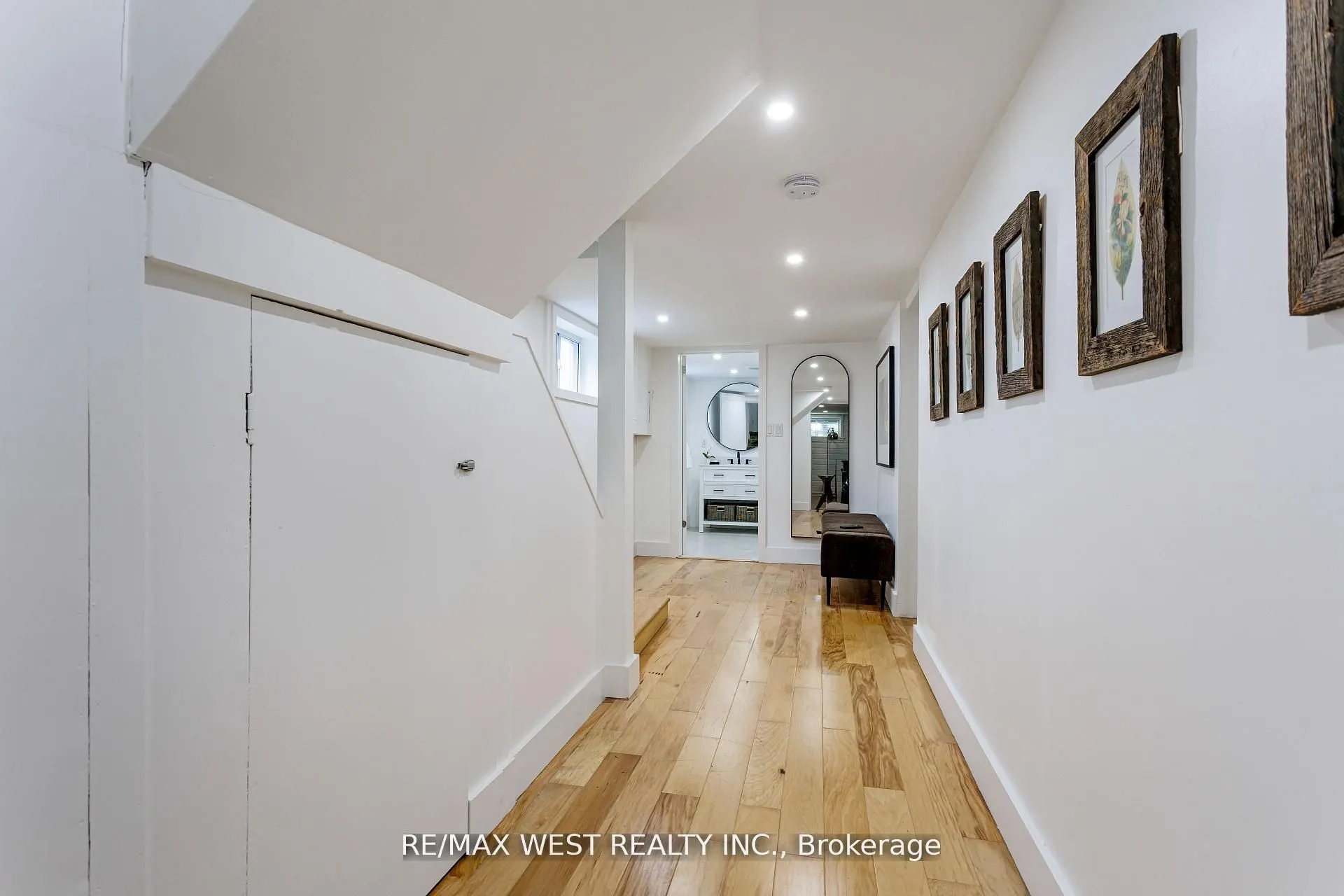 12 Brentwood Road S