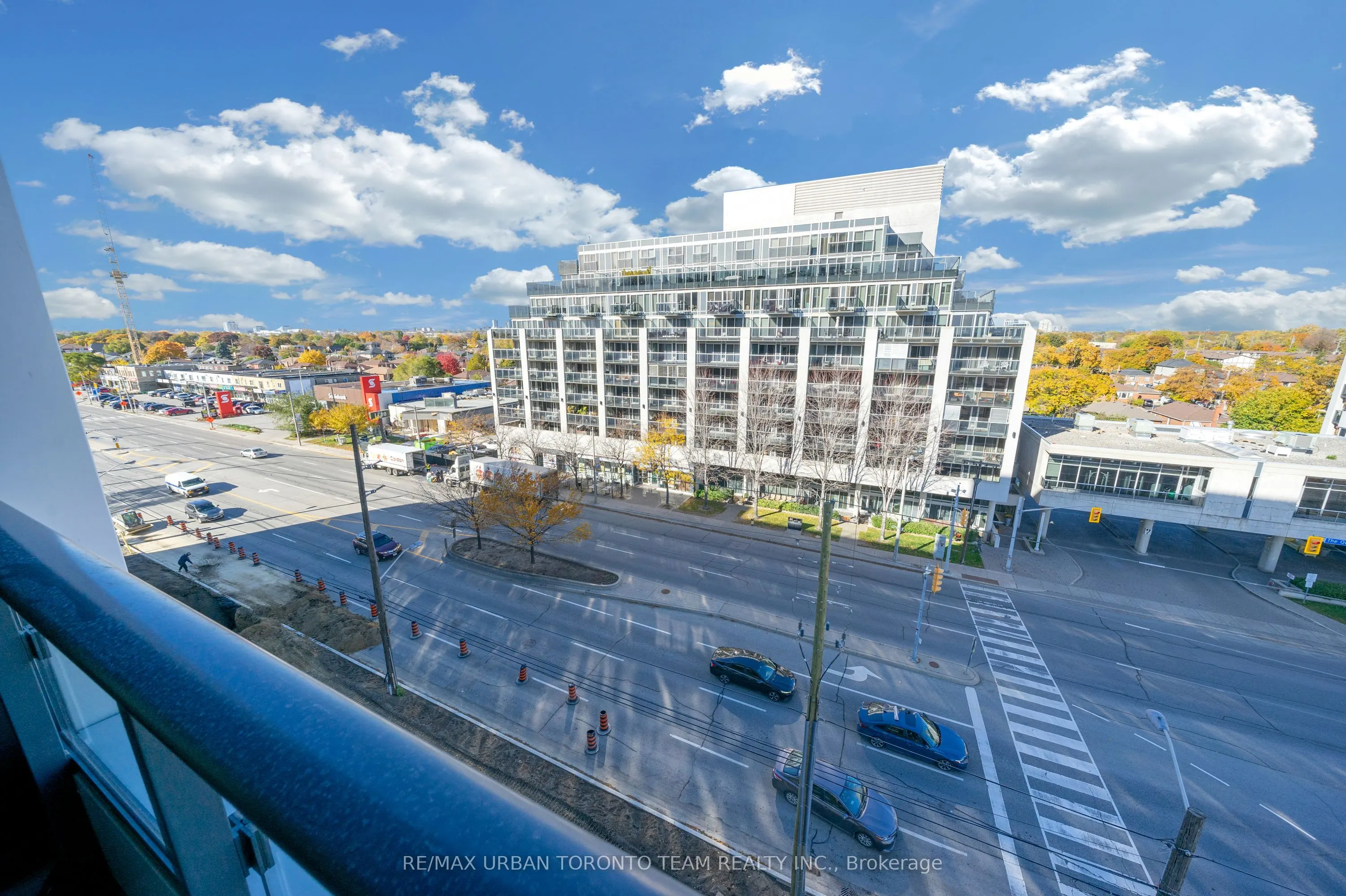 1037 The Queensway #524