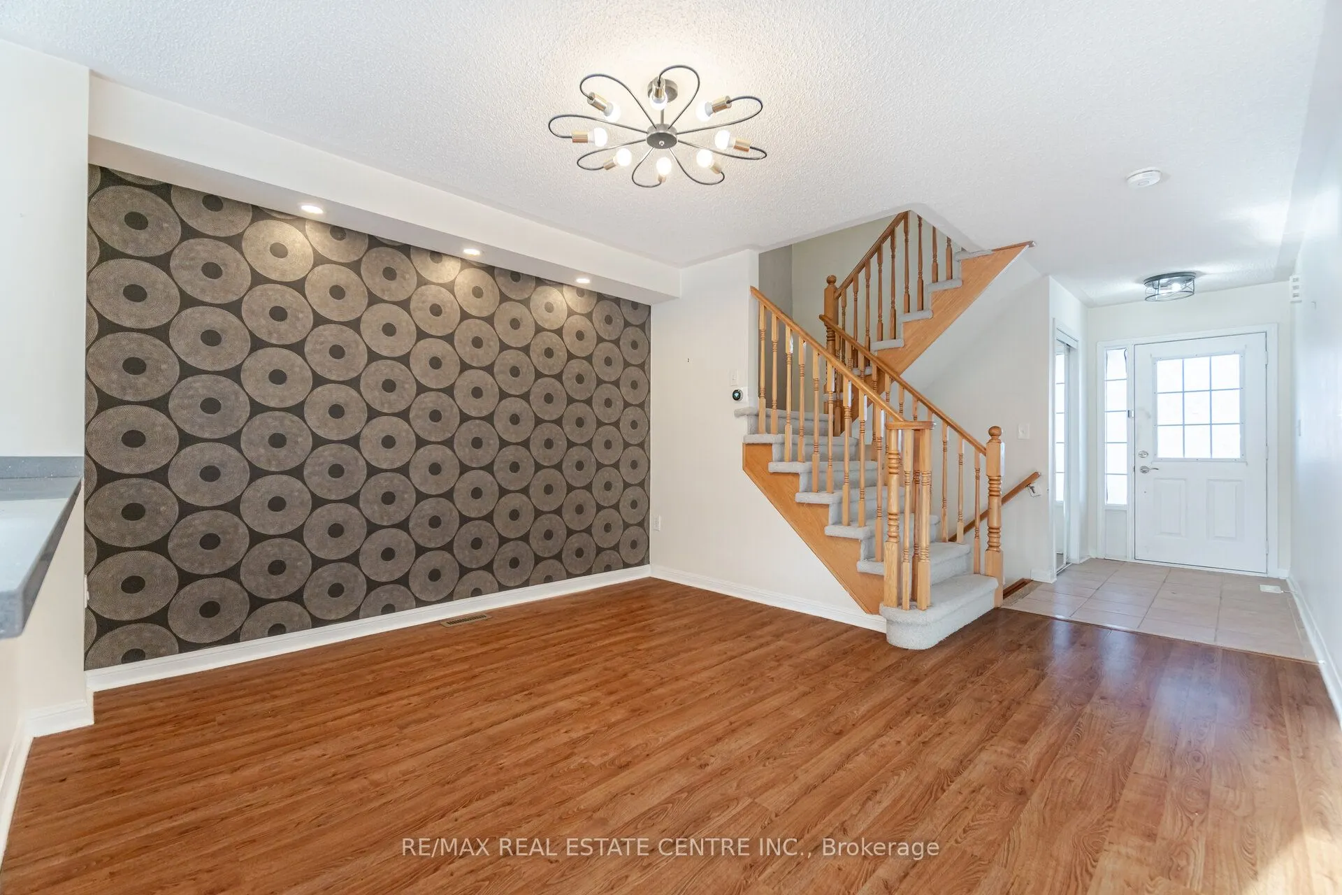 454 Collis Court
