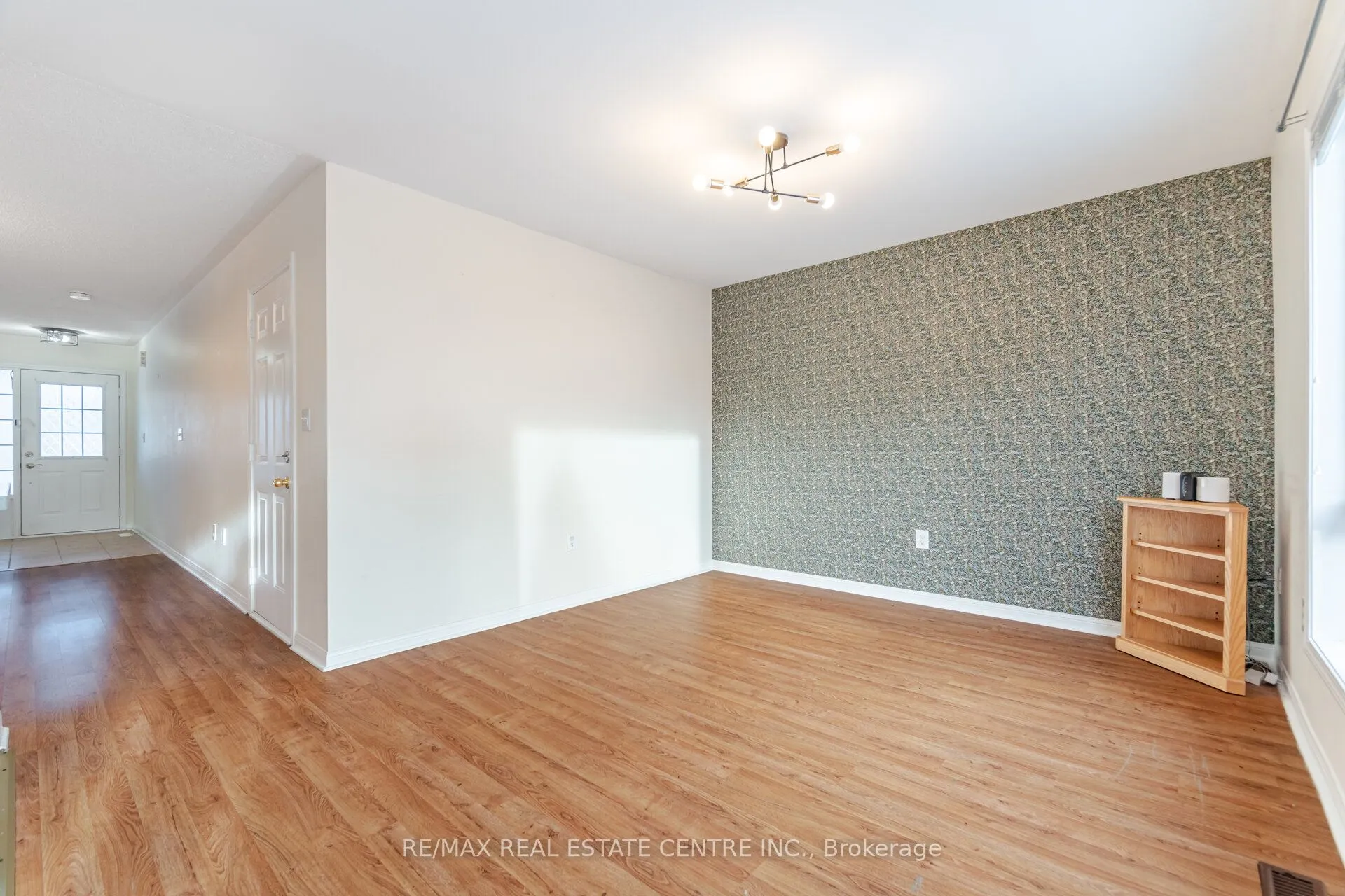 454 Collis Court
