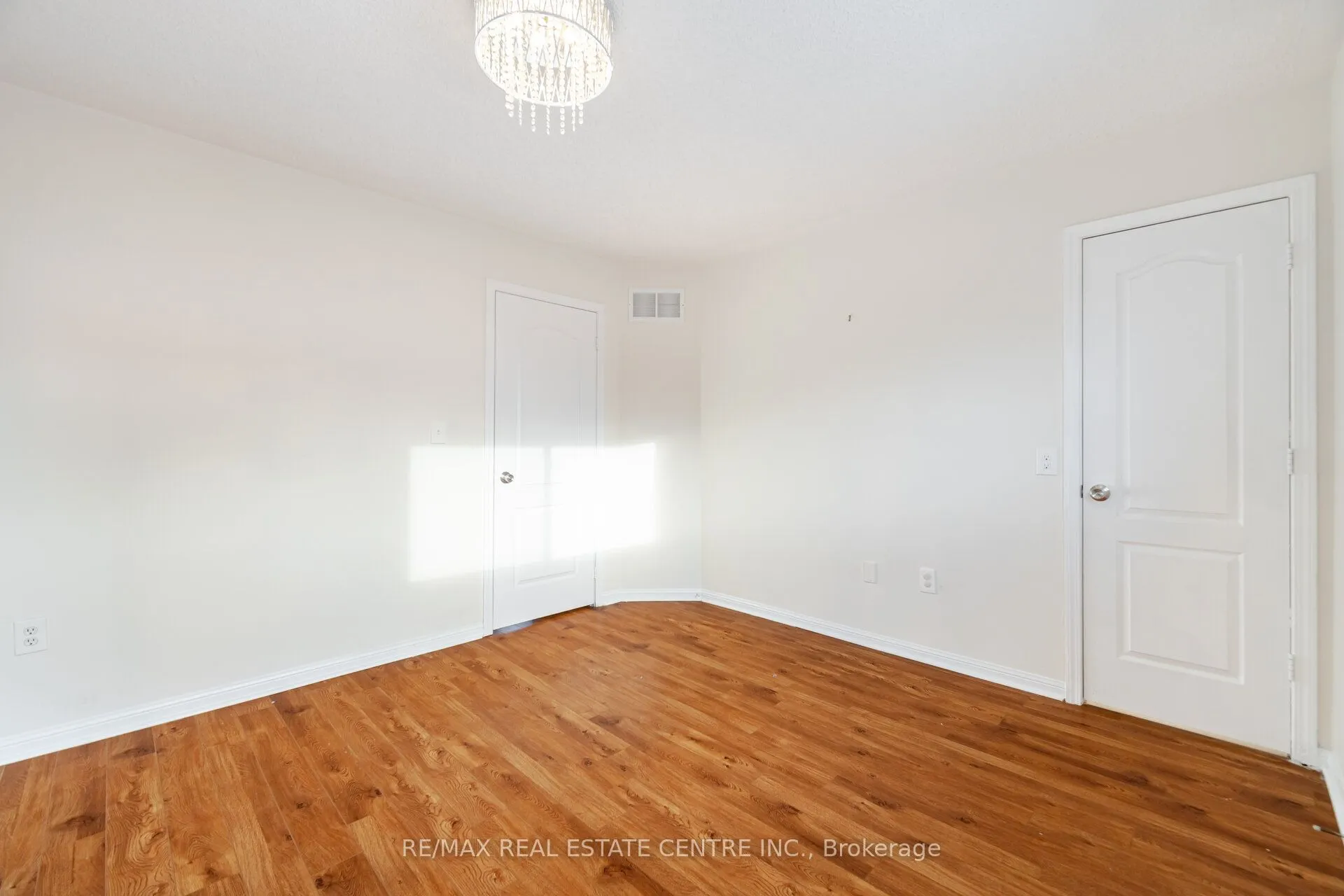454 Collis Court