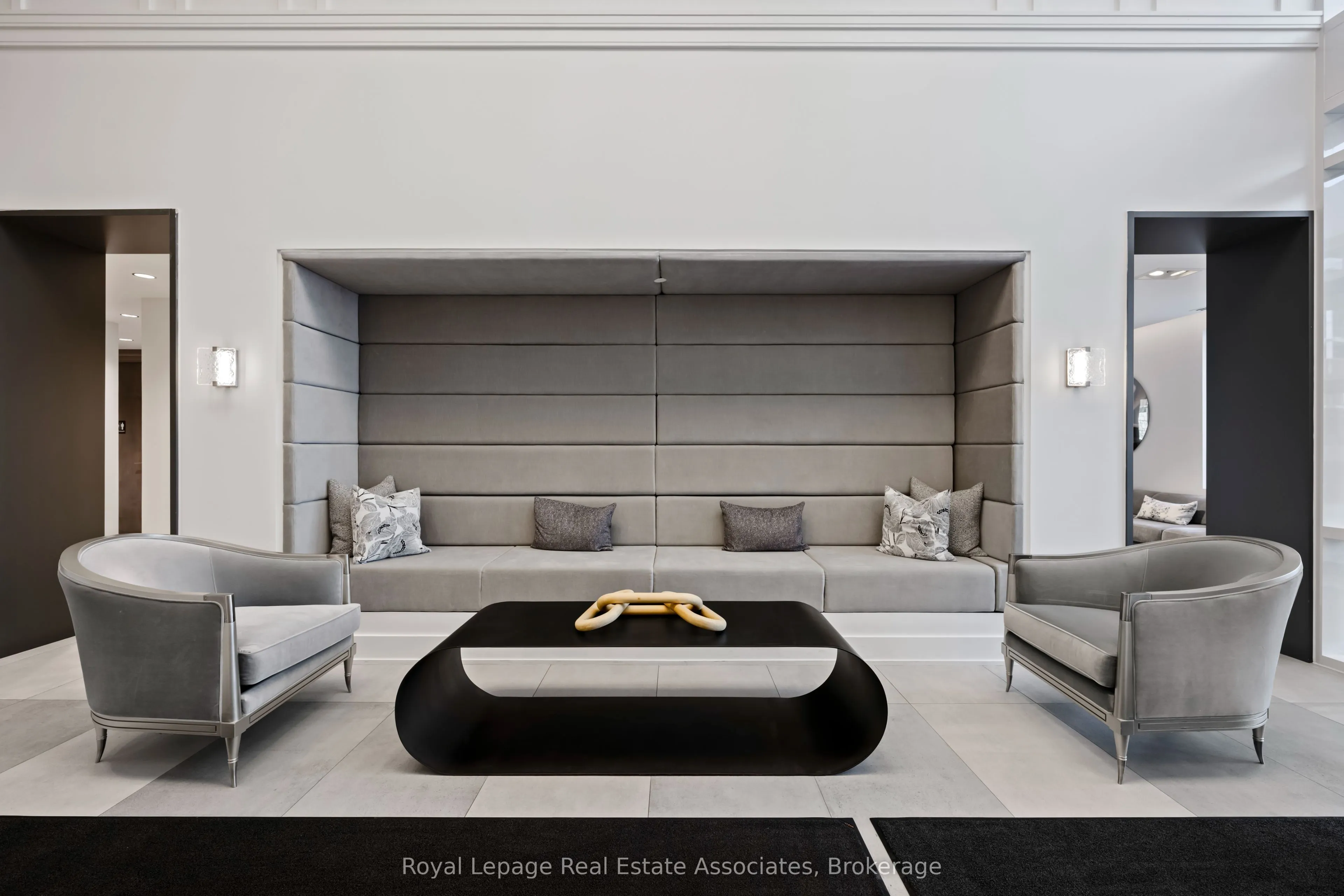 42 Mill Street #209