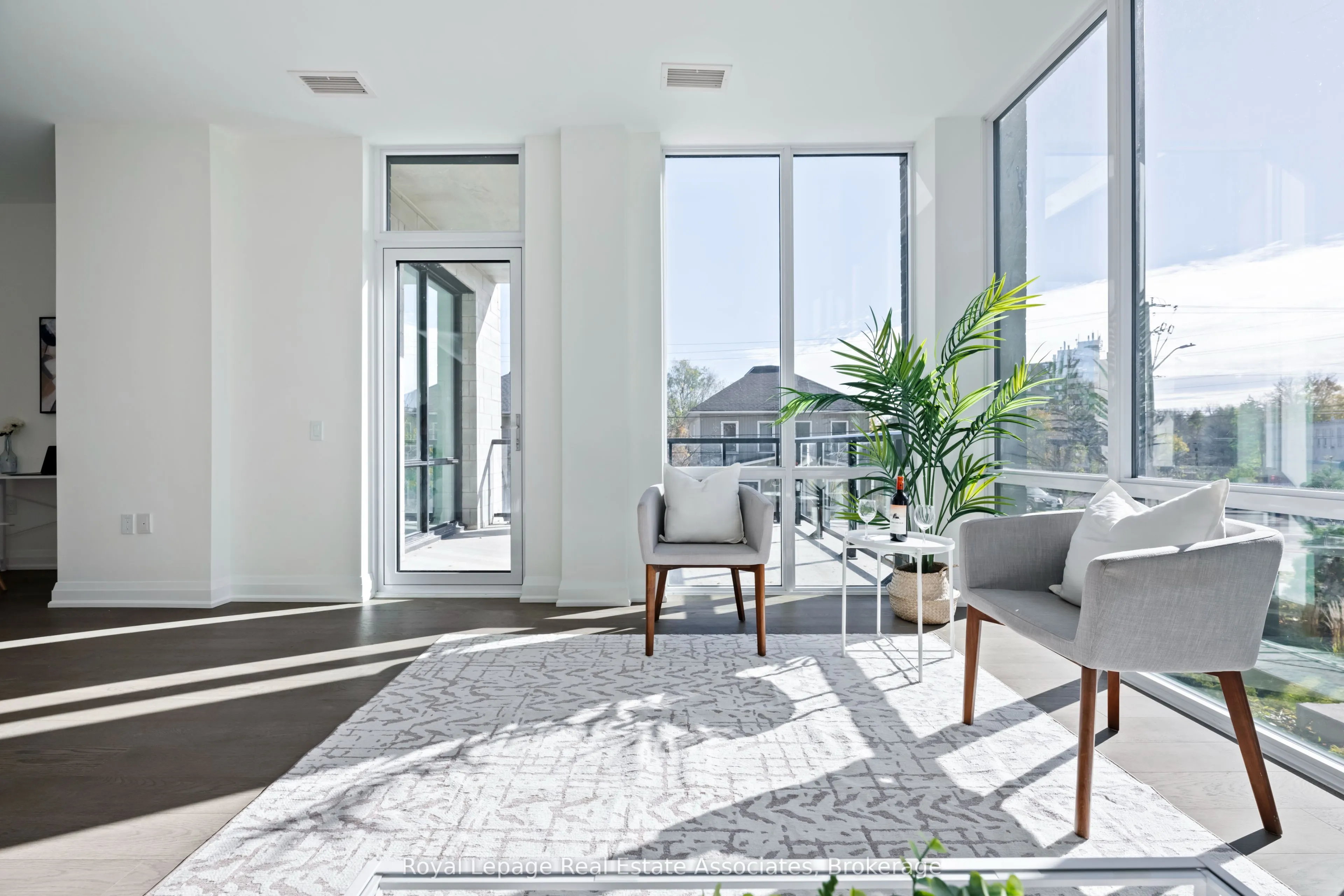 42 Mill Street #209