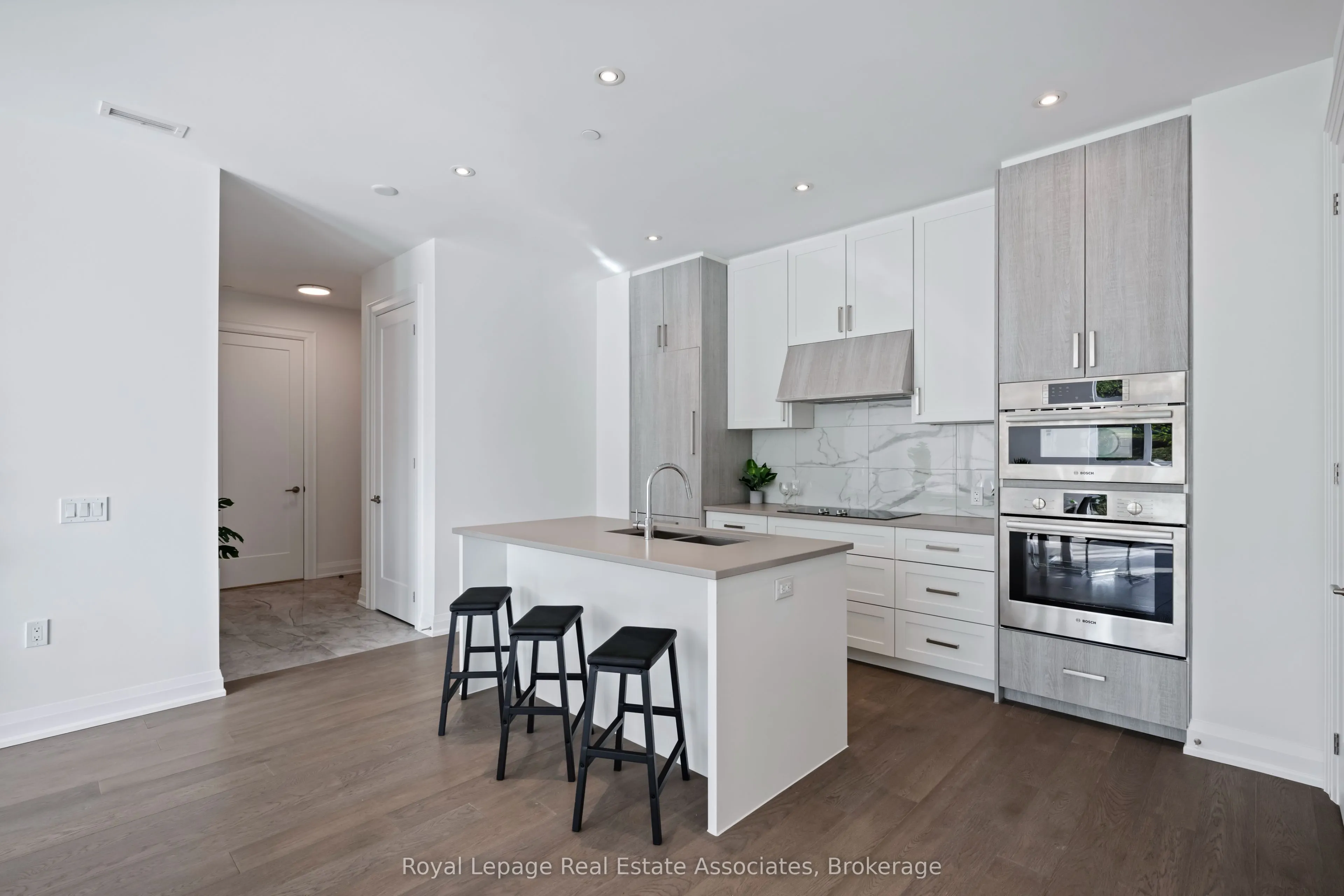 42 Mill Street #209