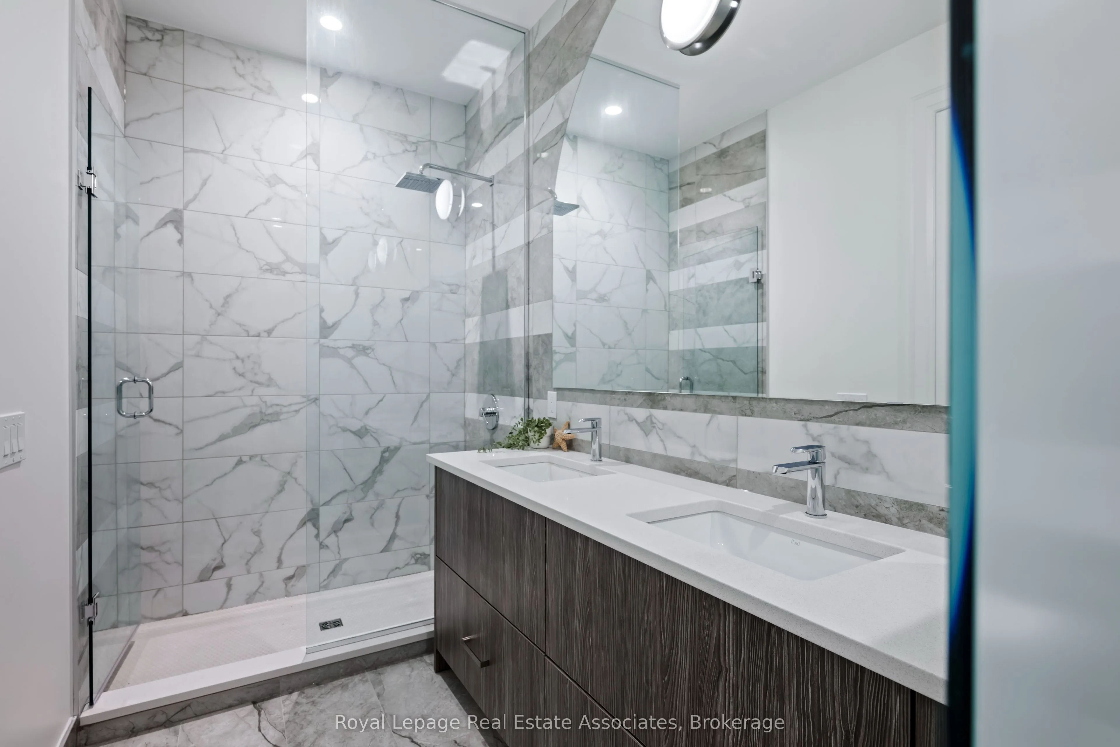 42 Mill Street #209