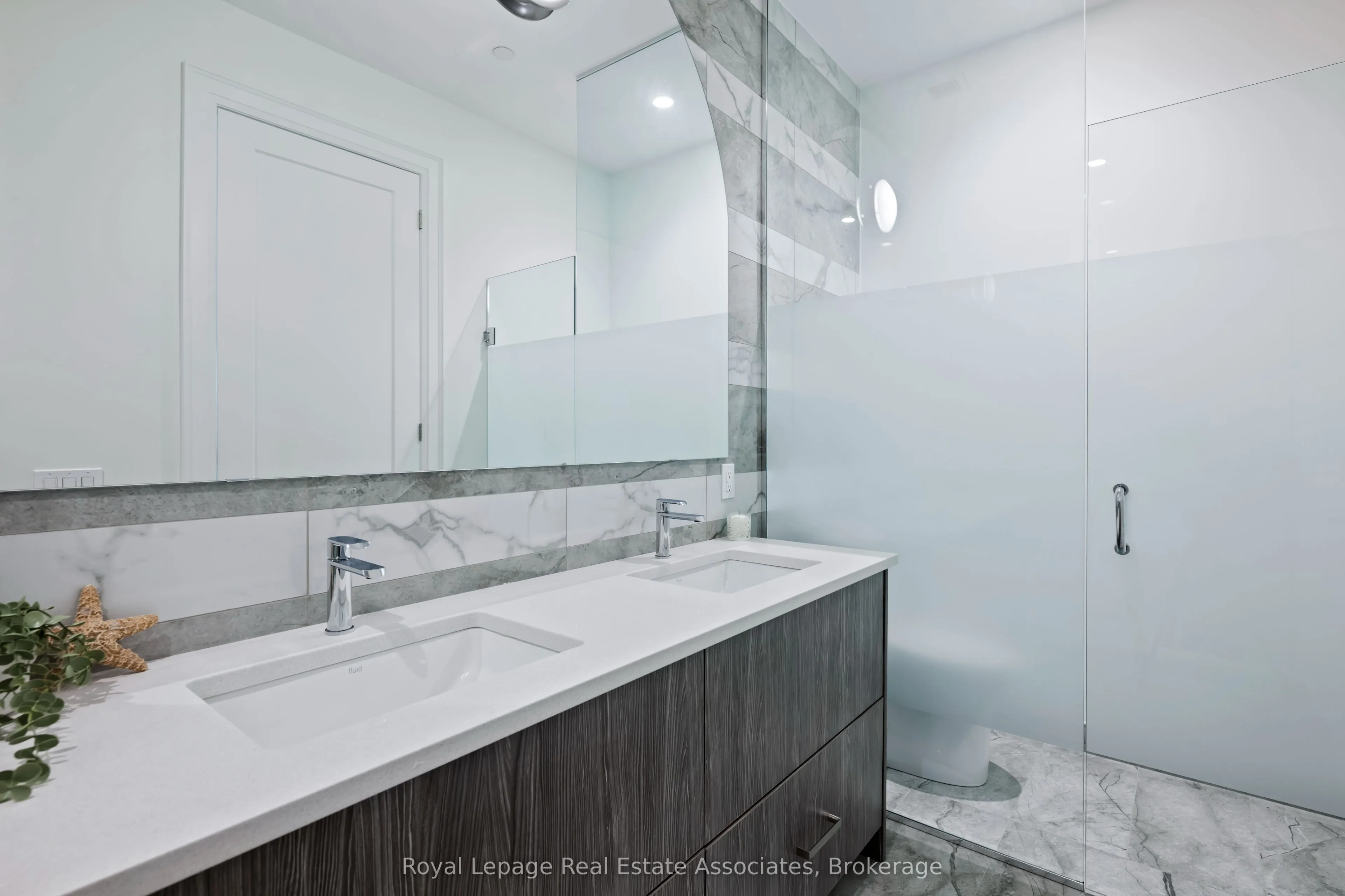 42 Mill Street #209