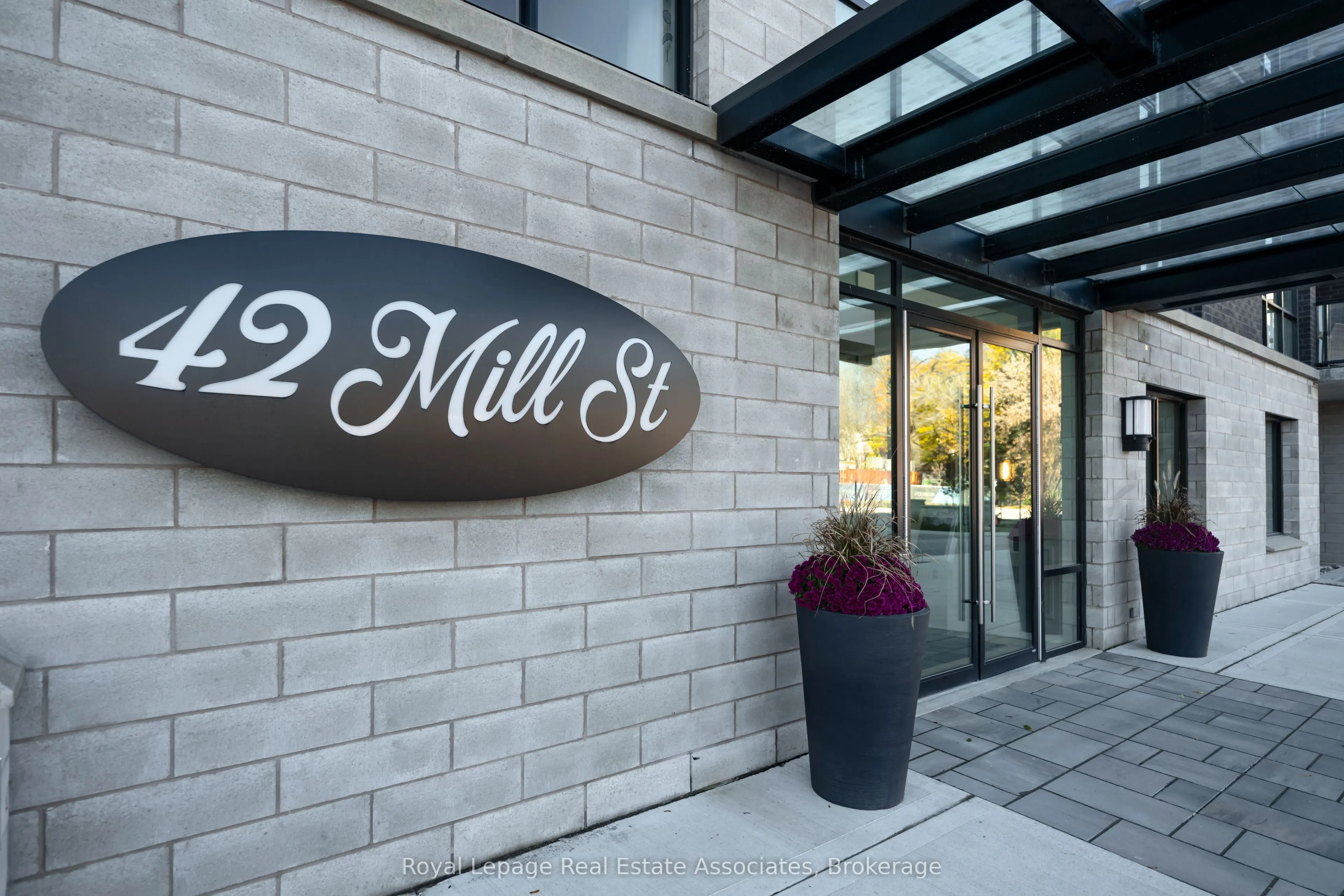 42 Mill Street #209
