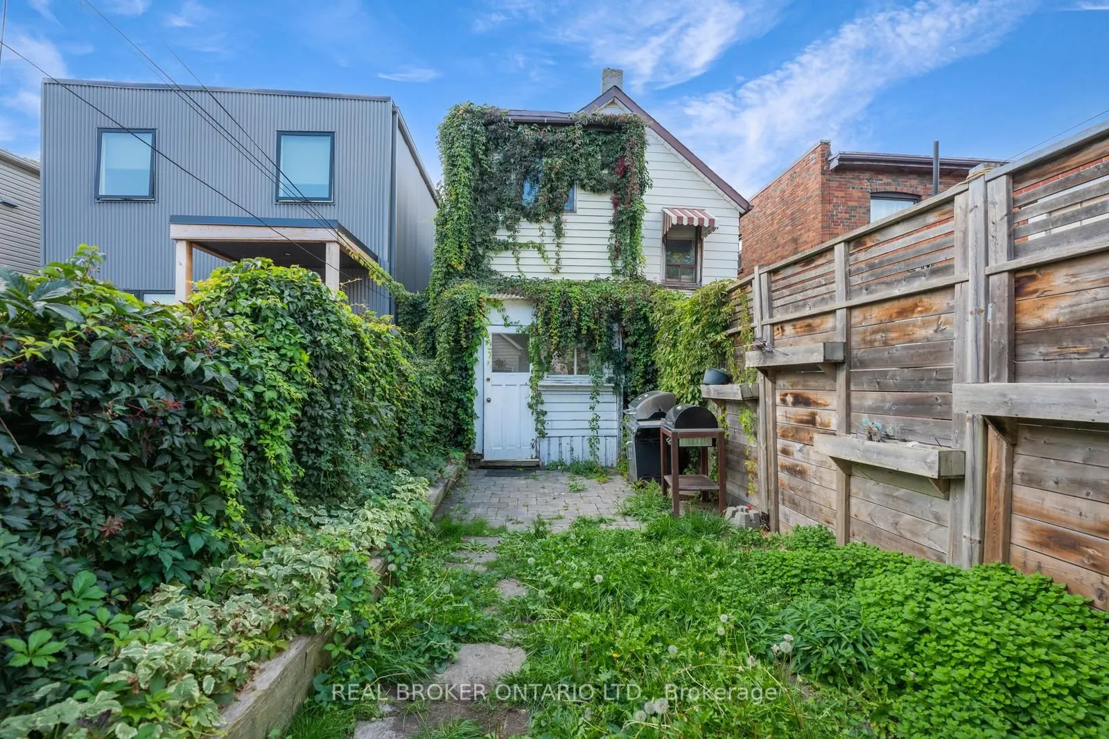 195 Islington Avenue