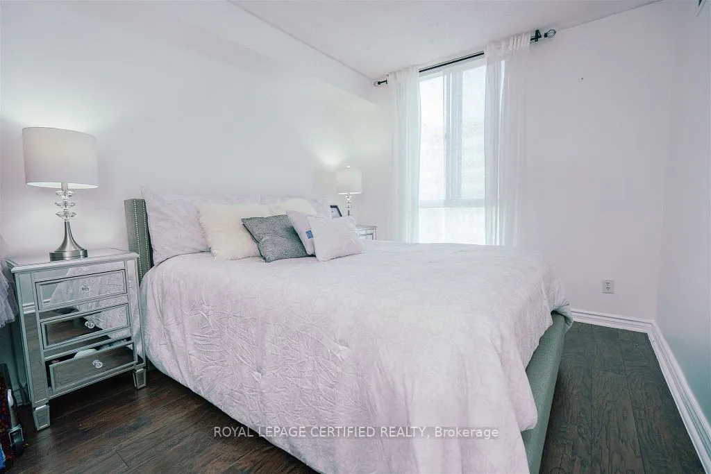 145 Hillcrest Avenue #1907