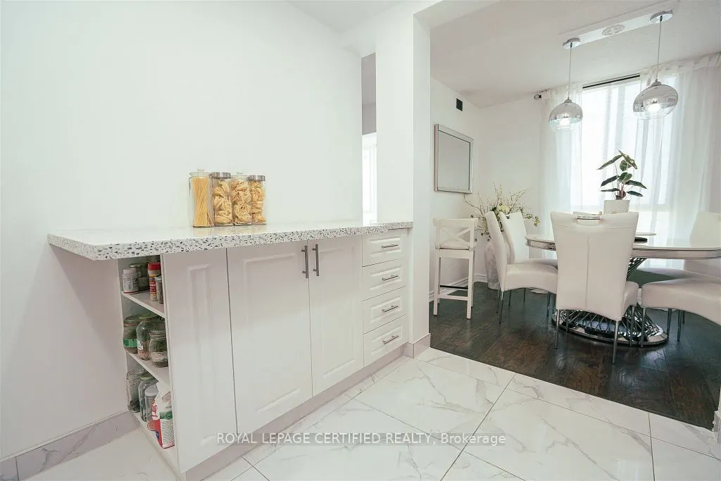 145 Hillcrest Avenue #1907