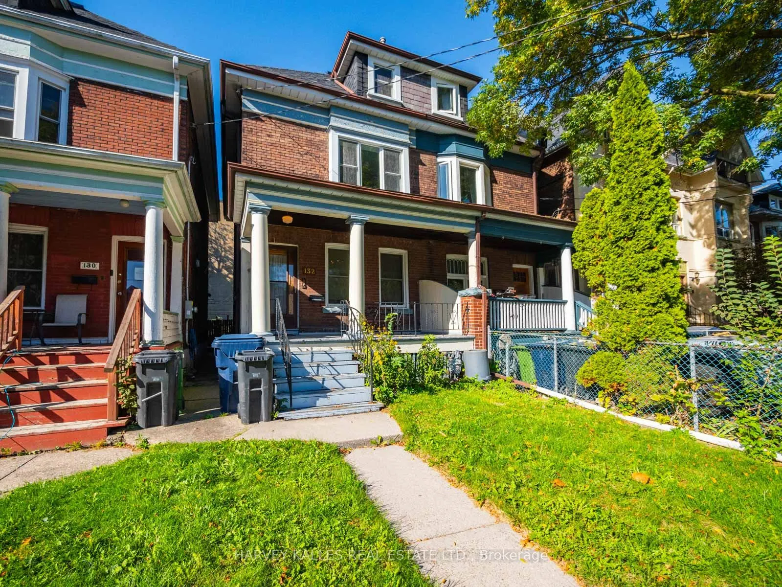 132 Close Avenue