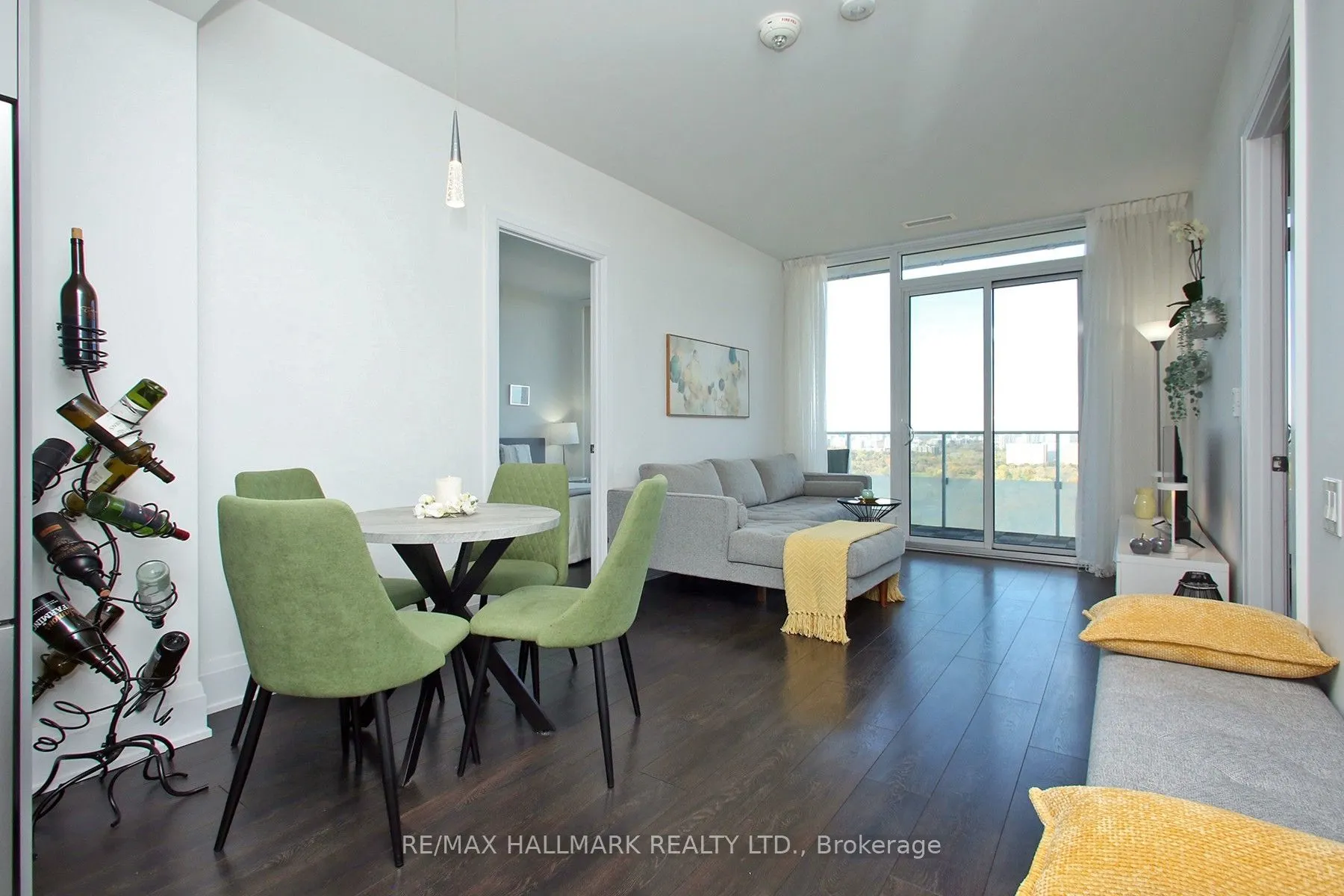 20 Brin Drive #1904