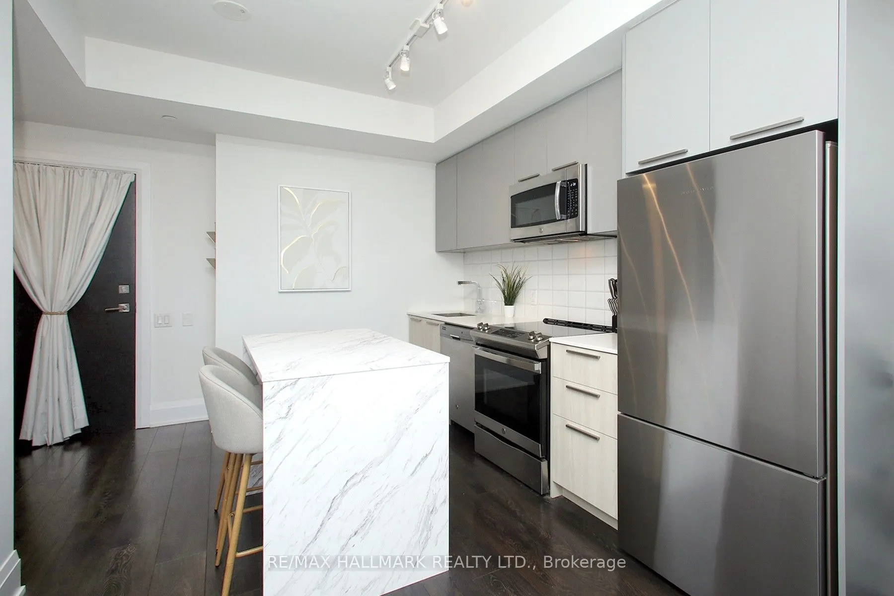 20 Brin Drive #1904