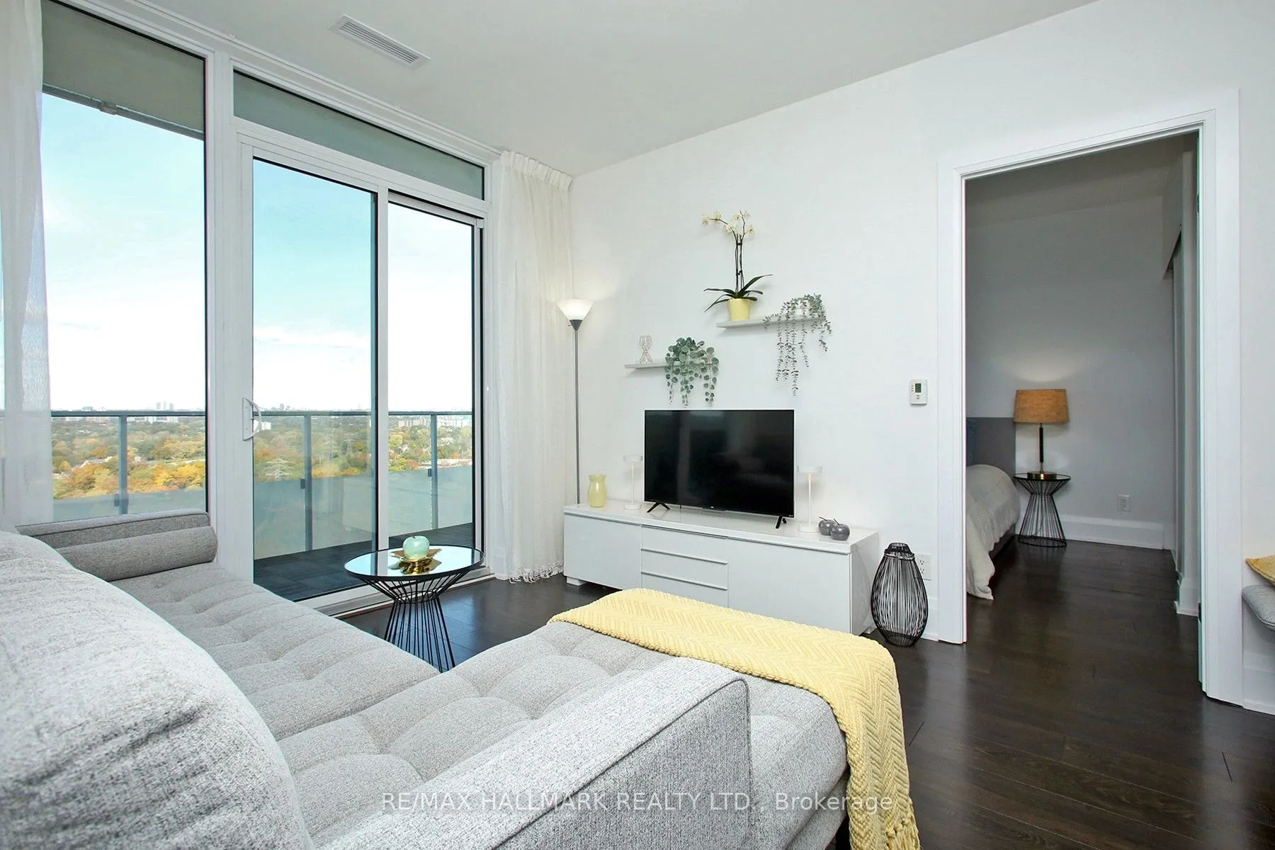 20 Brin Drive #1904