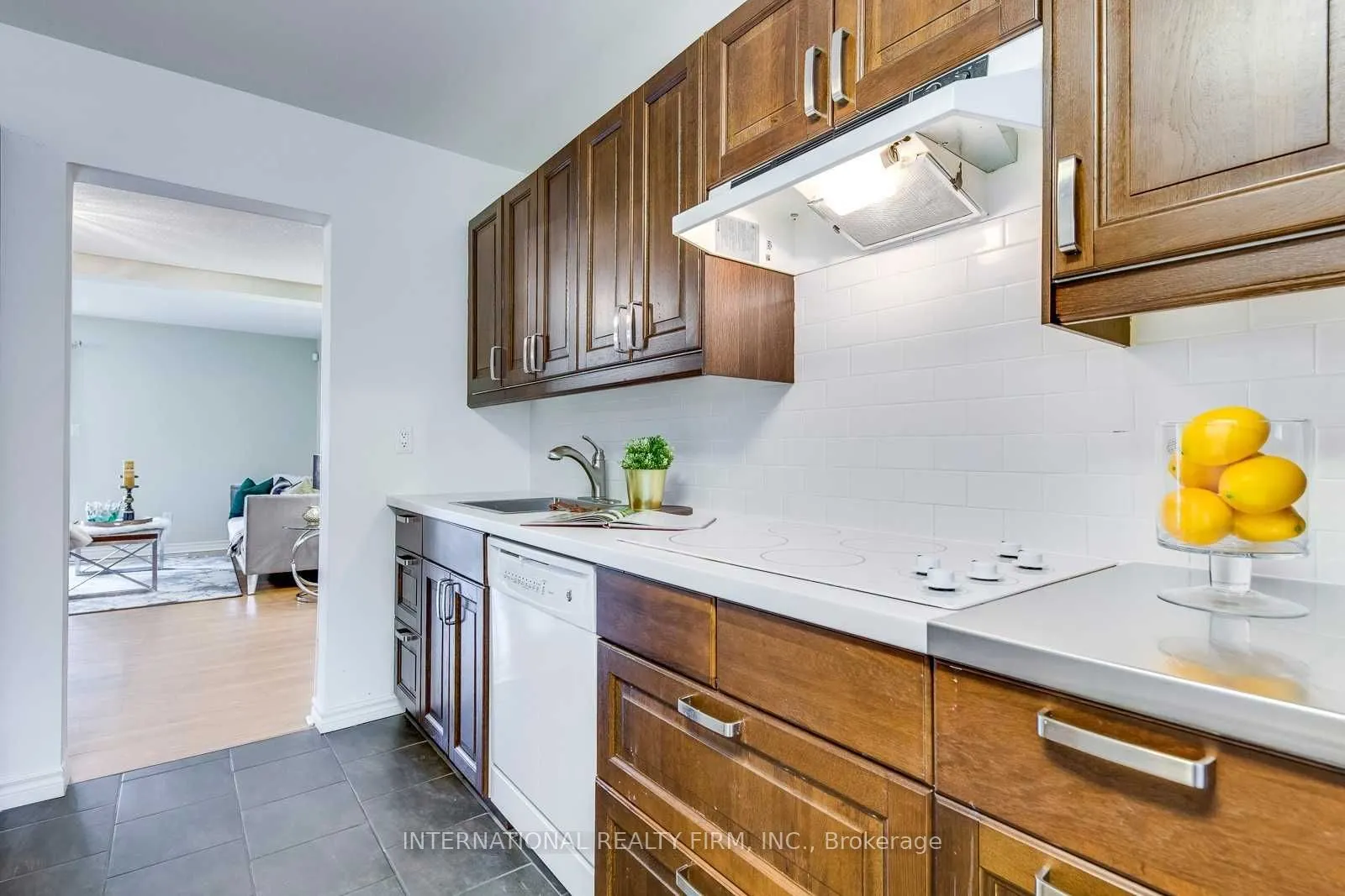 6855 Glen Erin Drive #15
