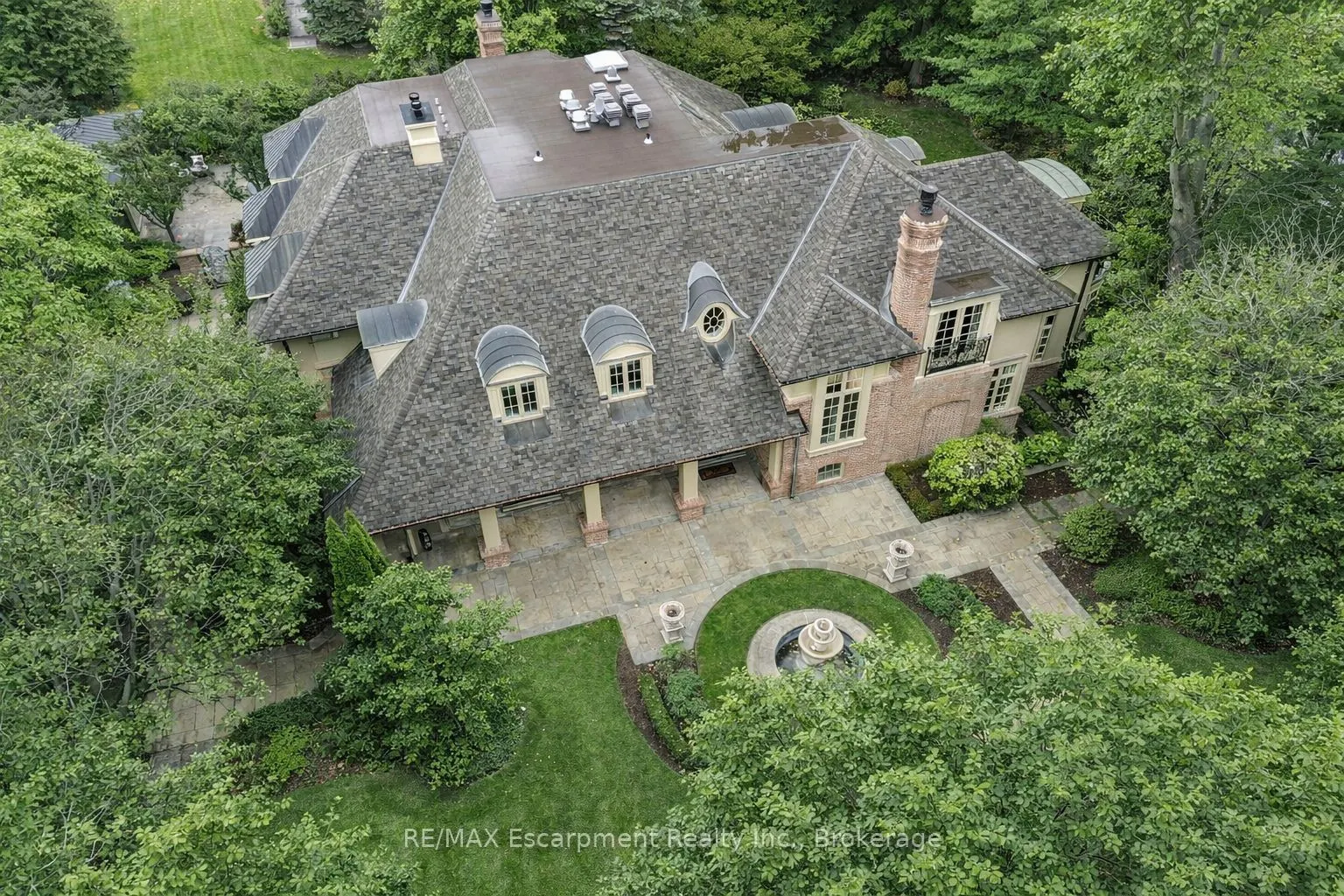 1081 Argyle Drive