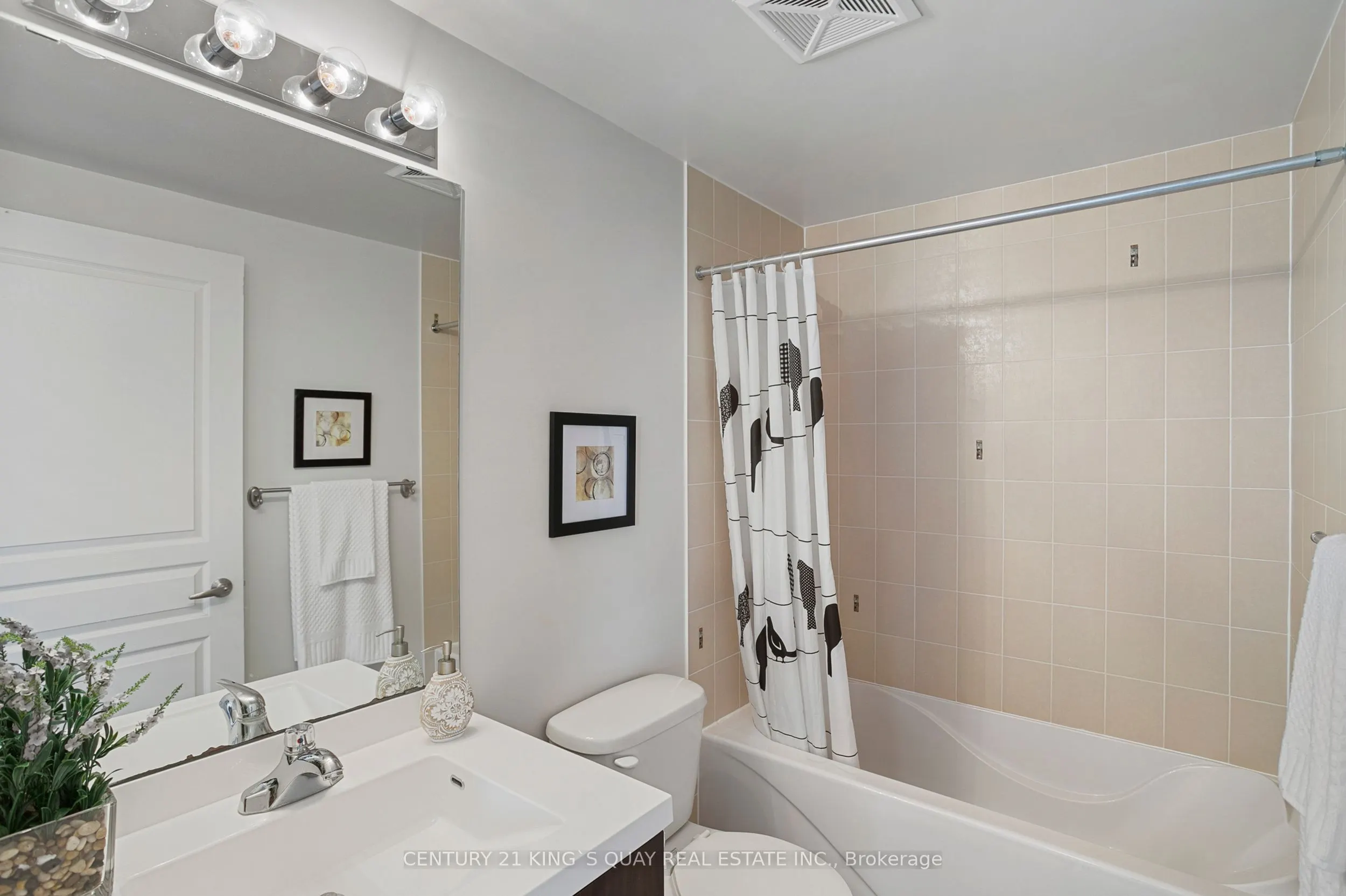 2240 Lake Shore Boulevard W #2904