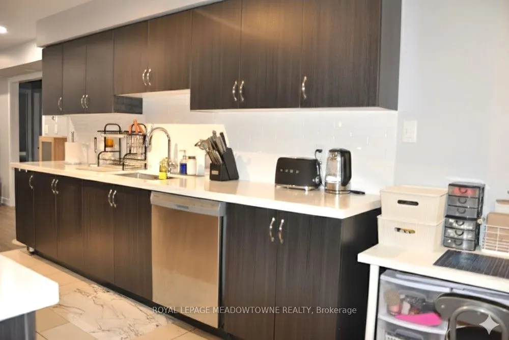 60 Parrotta Drive #251