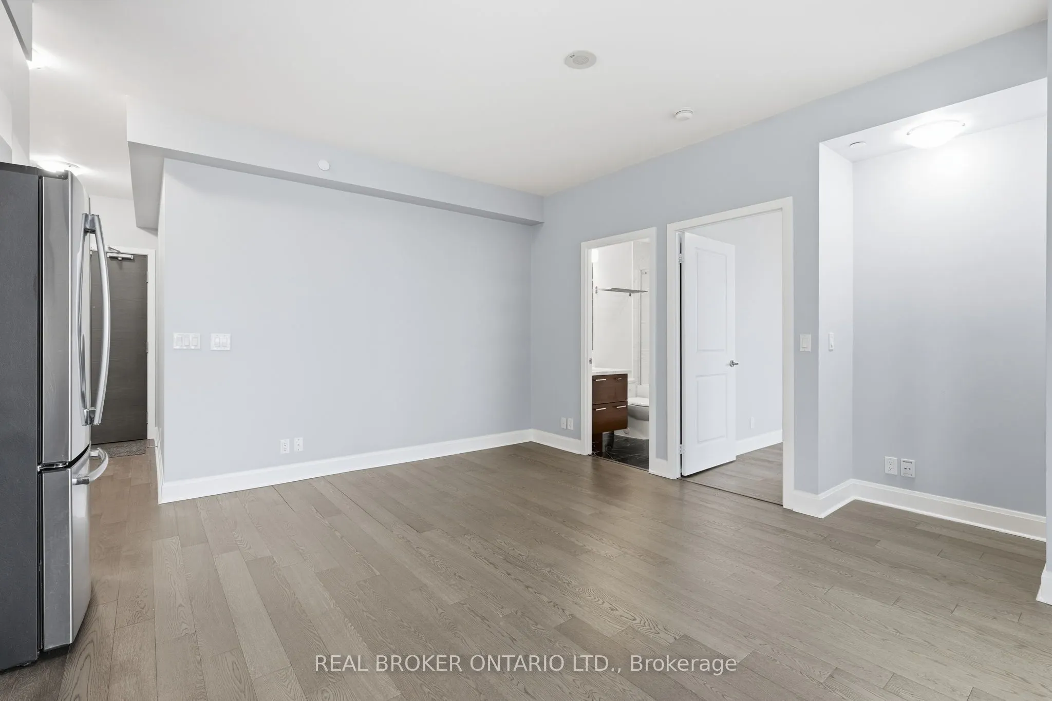 33 Shore Breeze Drive #1801