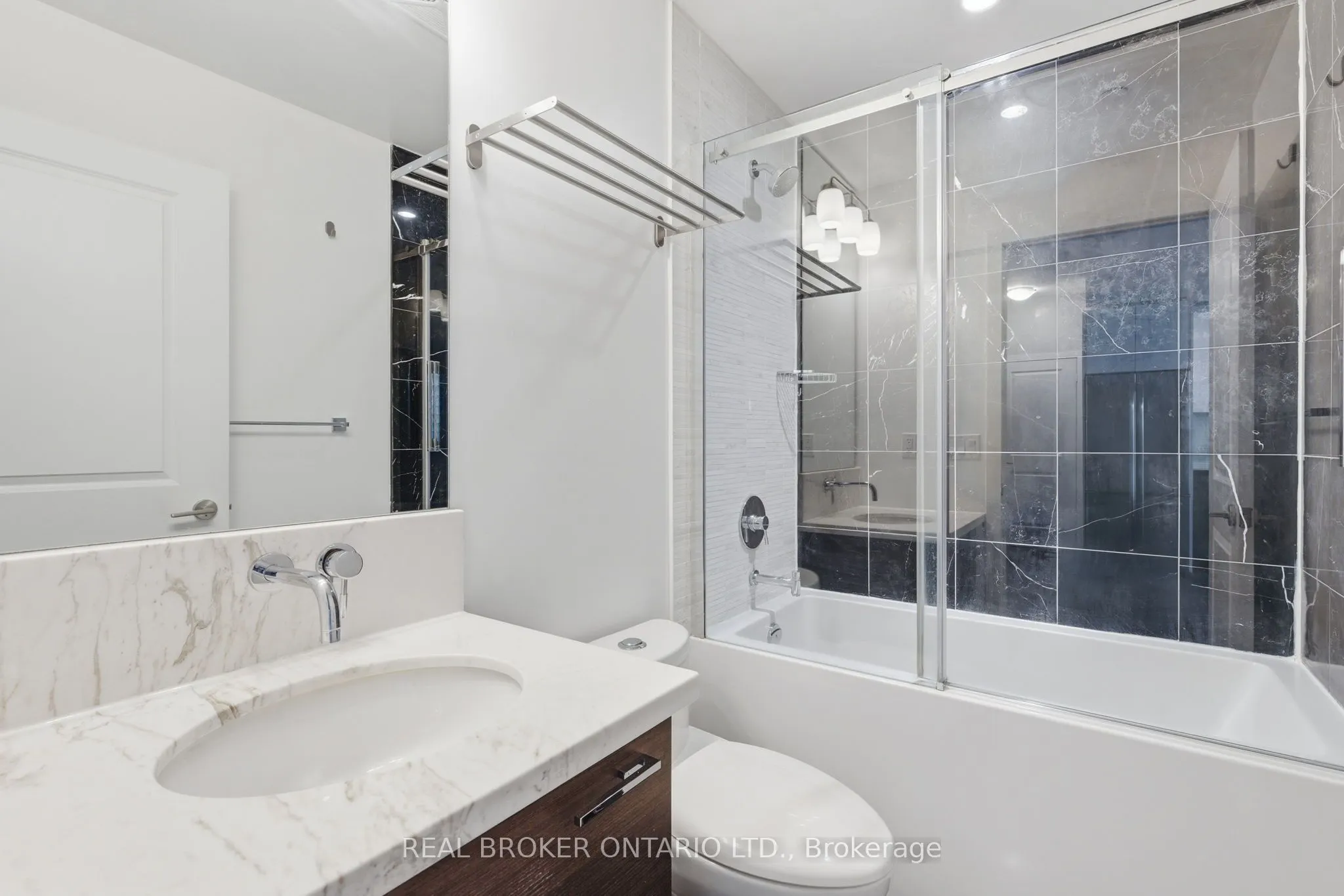 33 Shore Breeze Drive #1801