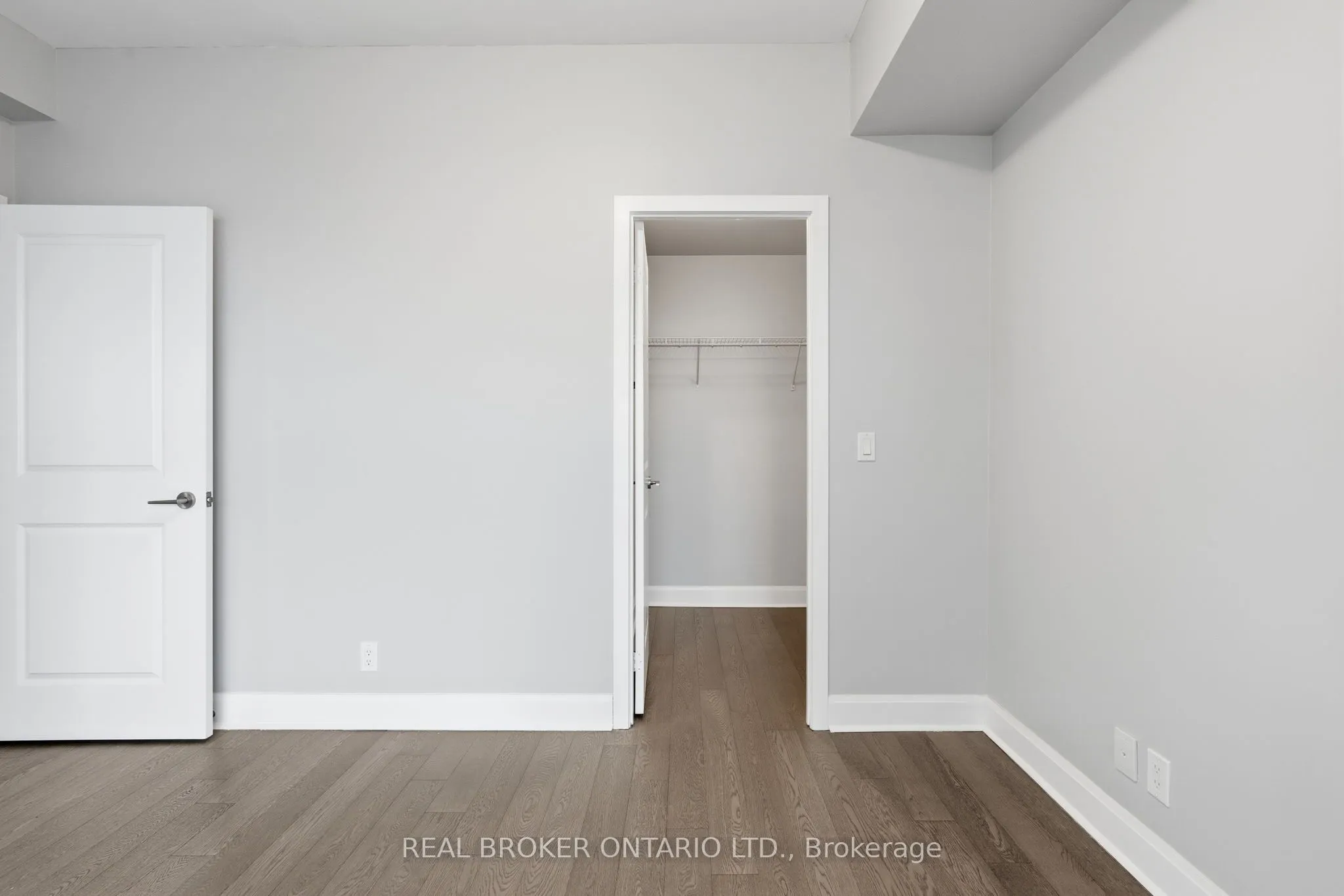 33 Shore Breeze Drive #1801