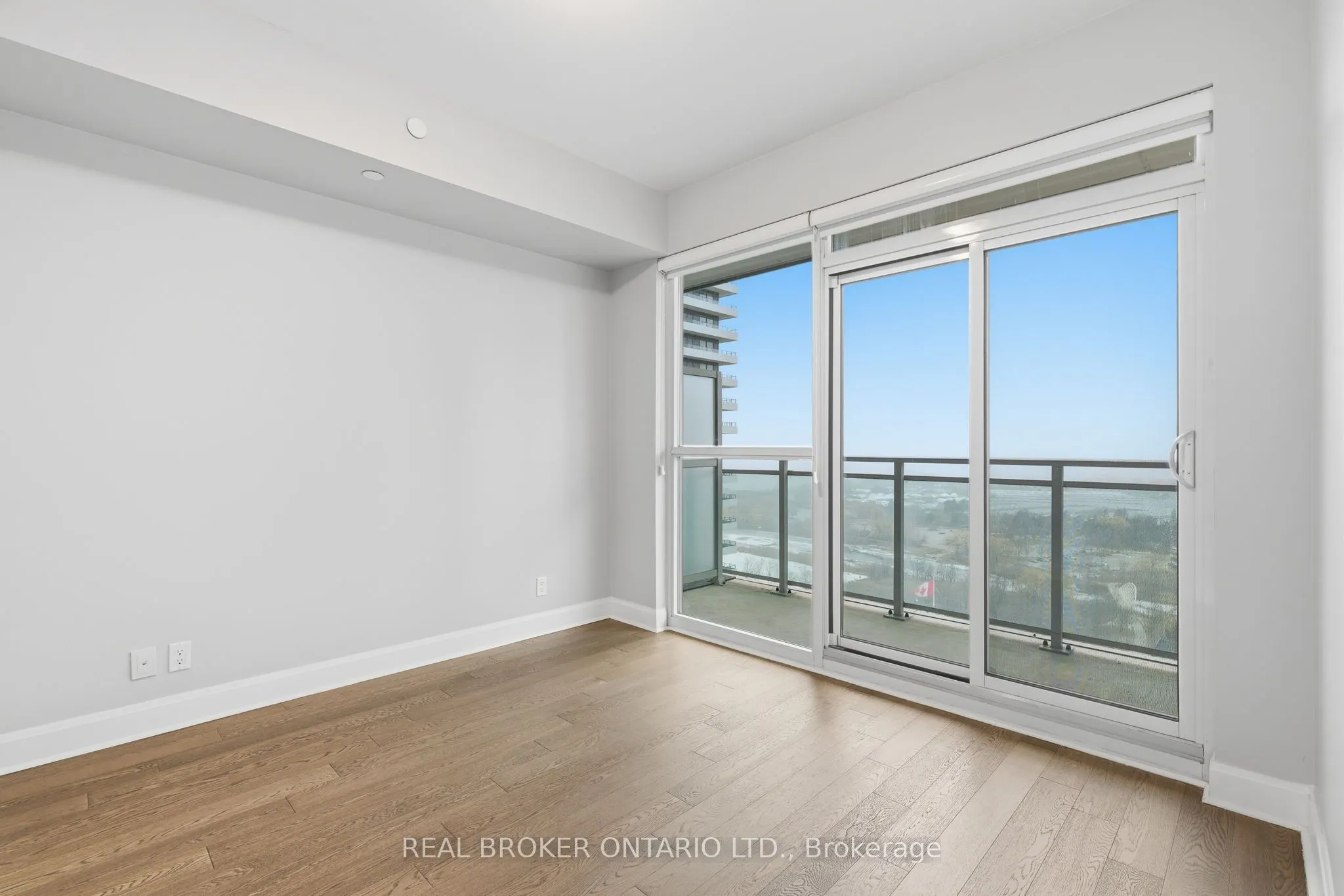 33 Shore Breeze Drive #1801