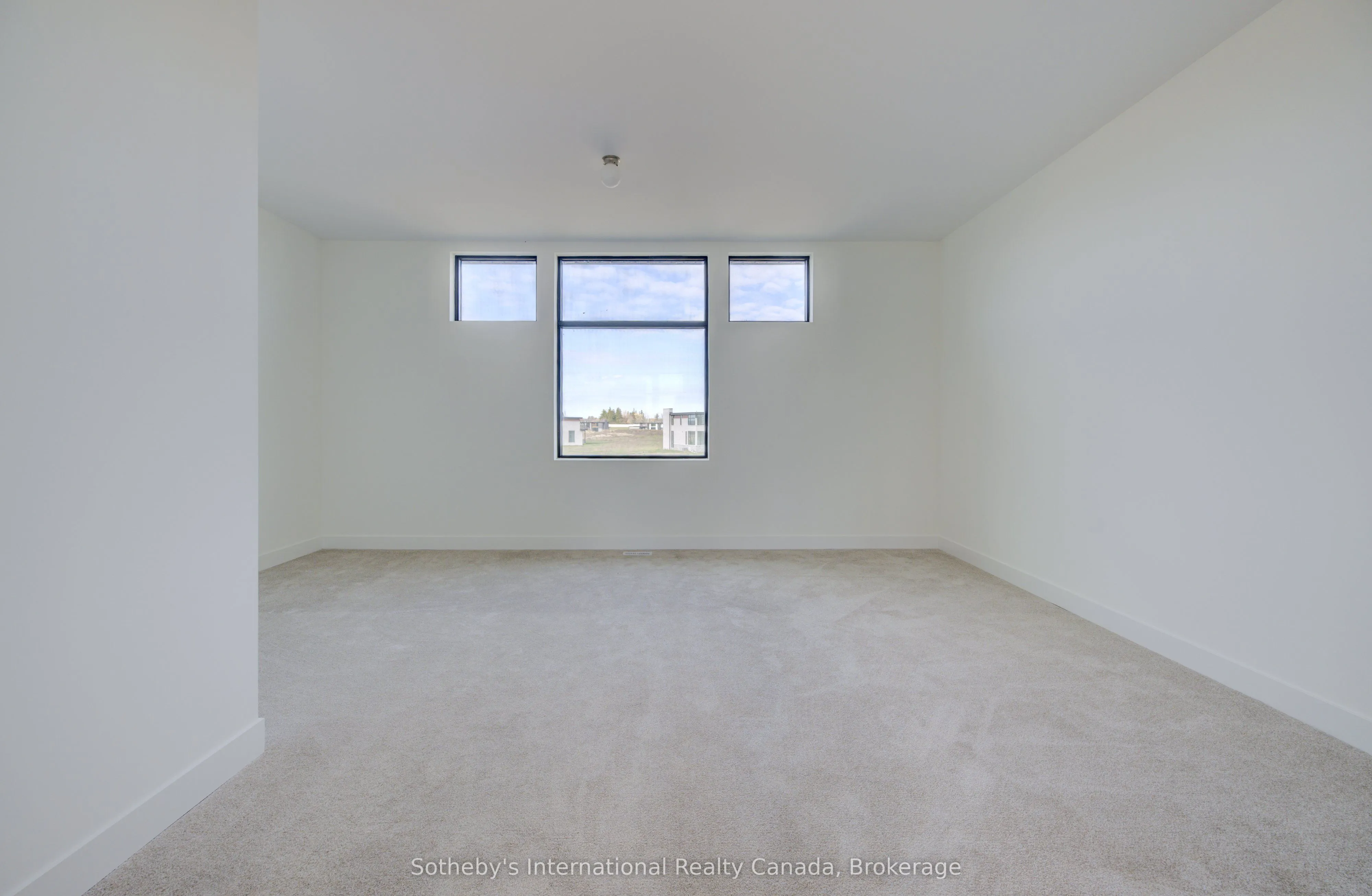 6 Sugarbush Court
