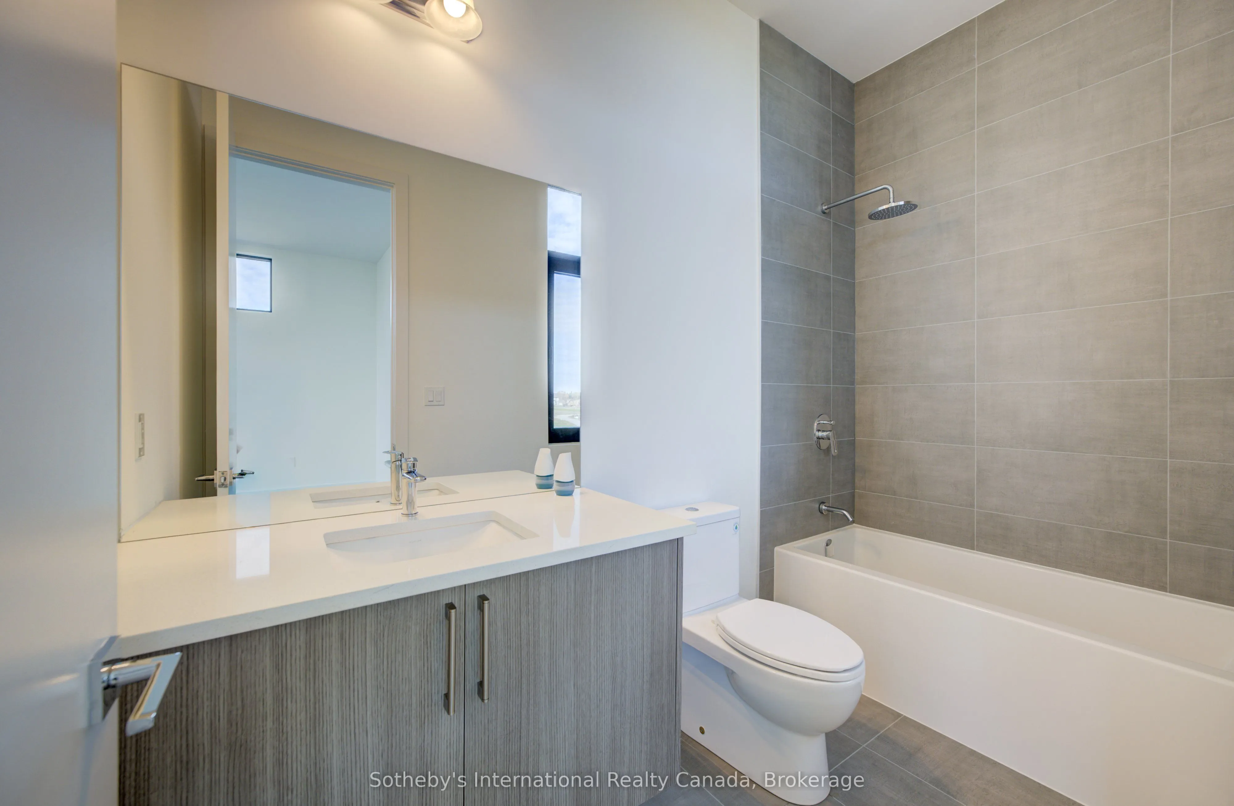 6 Sugarbush Court