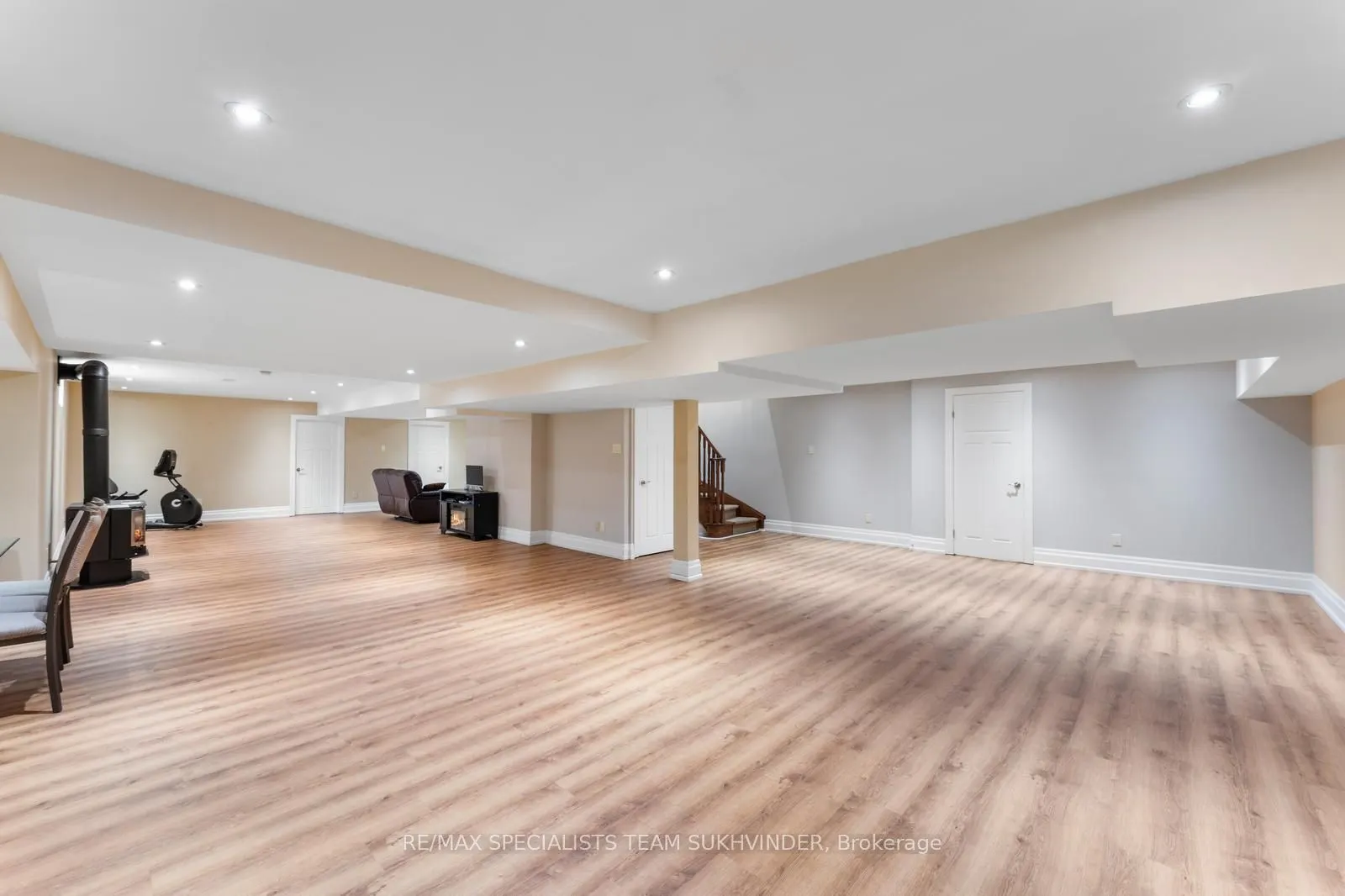 7 Golfdale Court