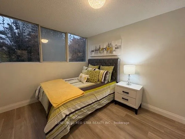 3695 Kaneff Crescent #107