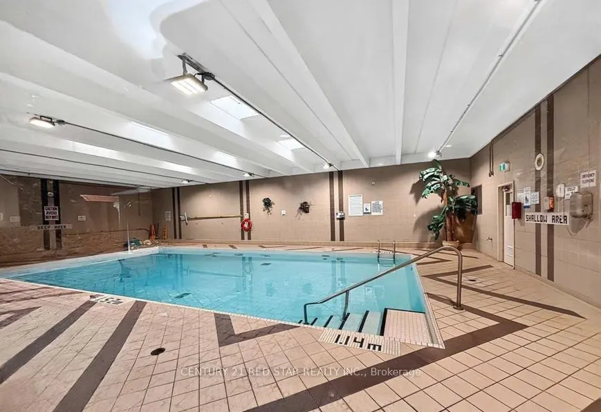 3695 Kaneff Crescent #107