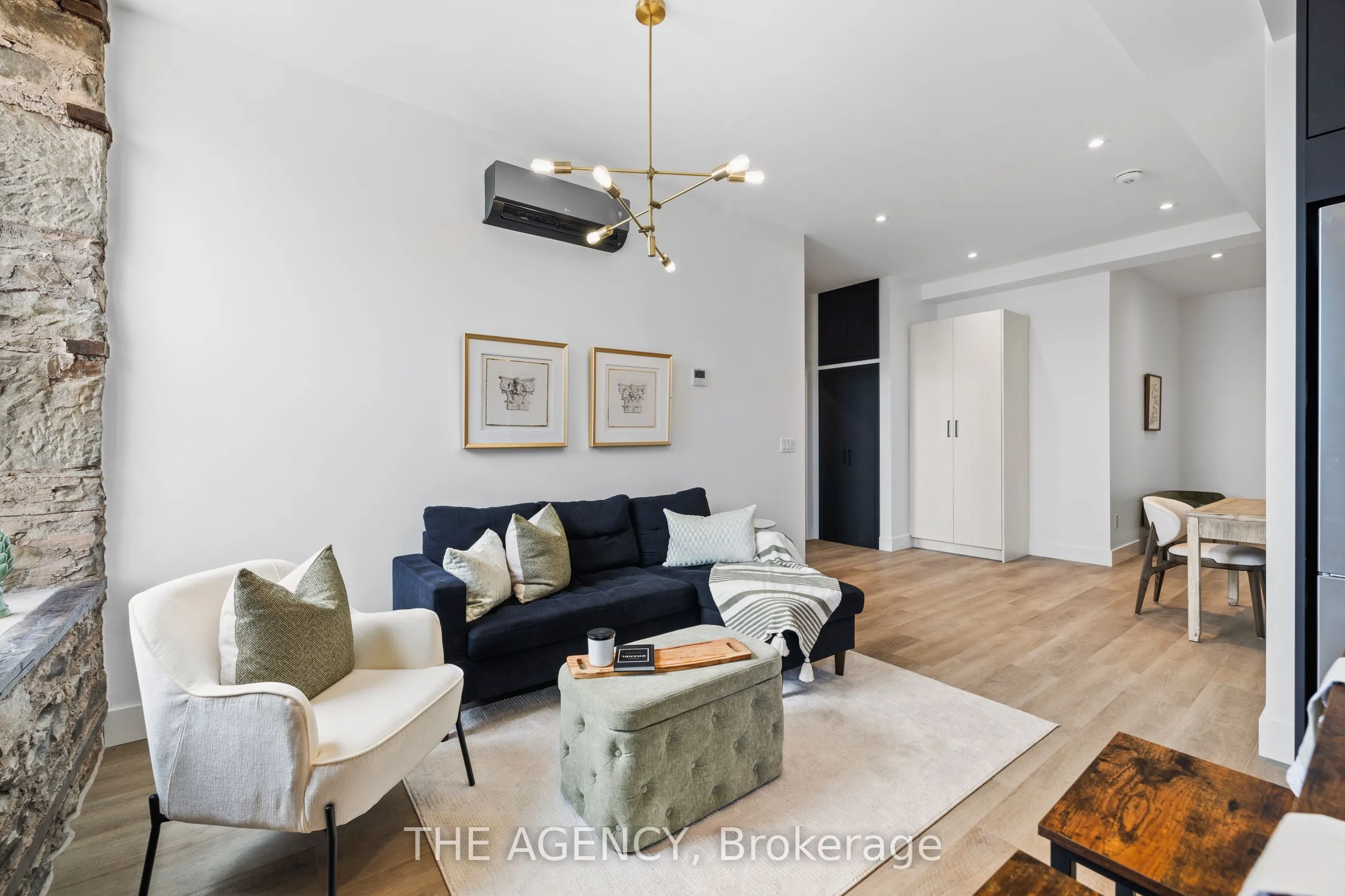 163 Main Street E #303
