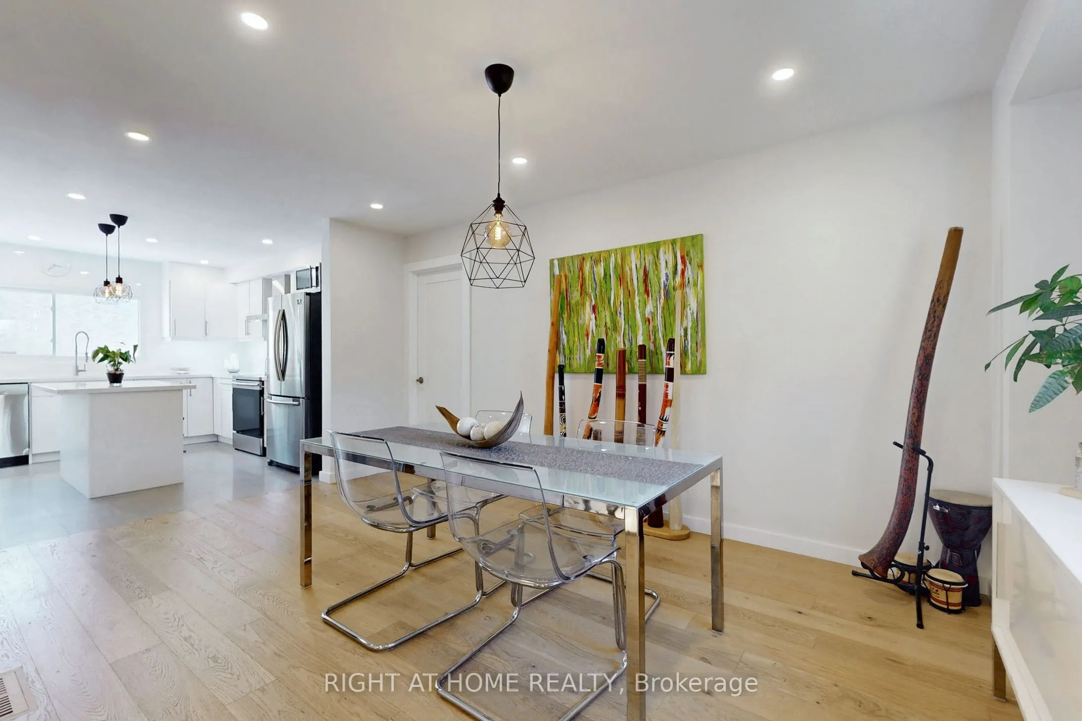 400 Bloor Street #6