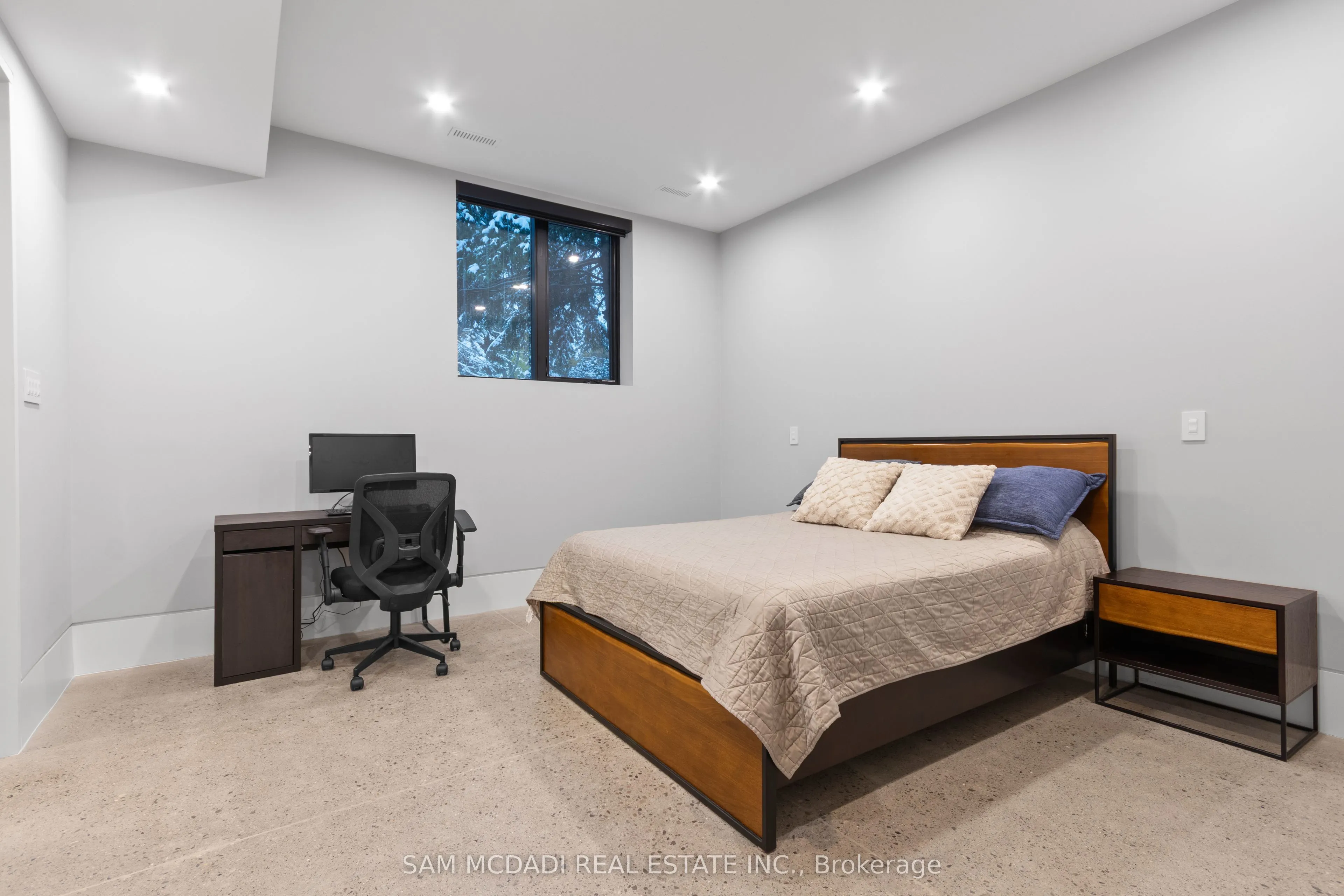 112 Elton Park Road