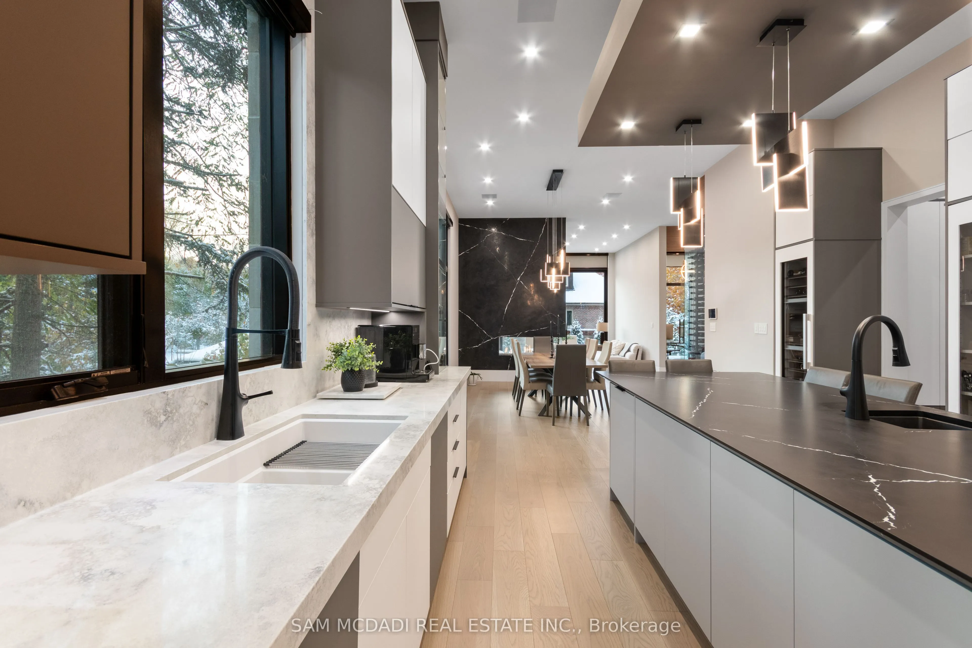 112 Elton Park Road