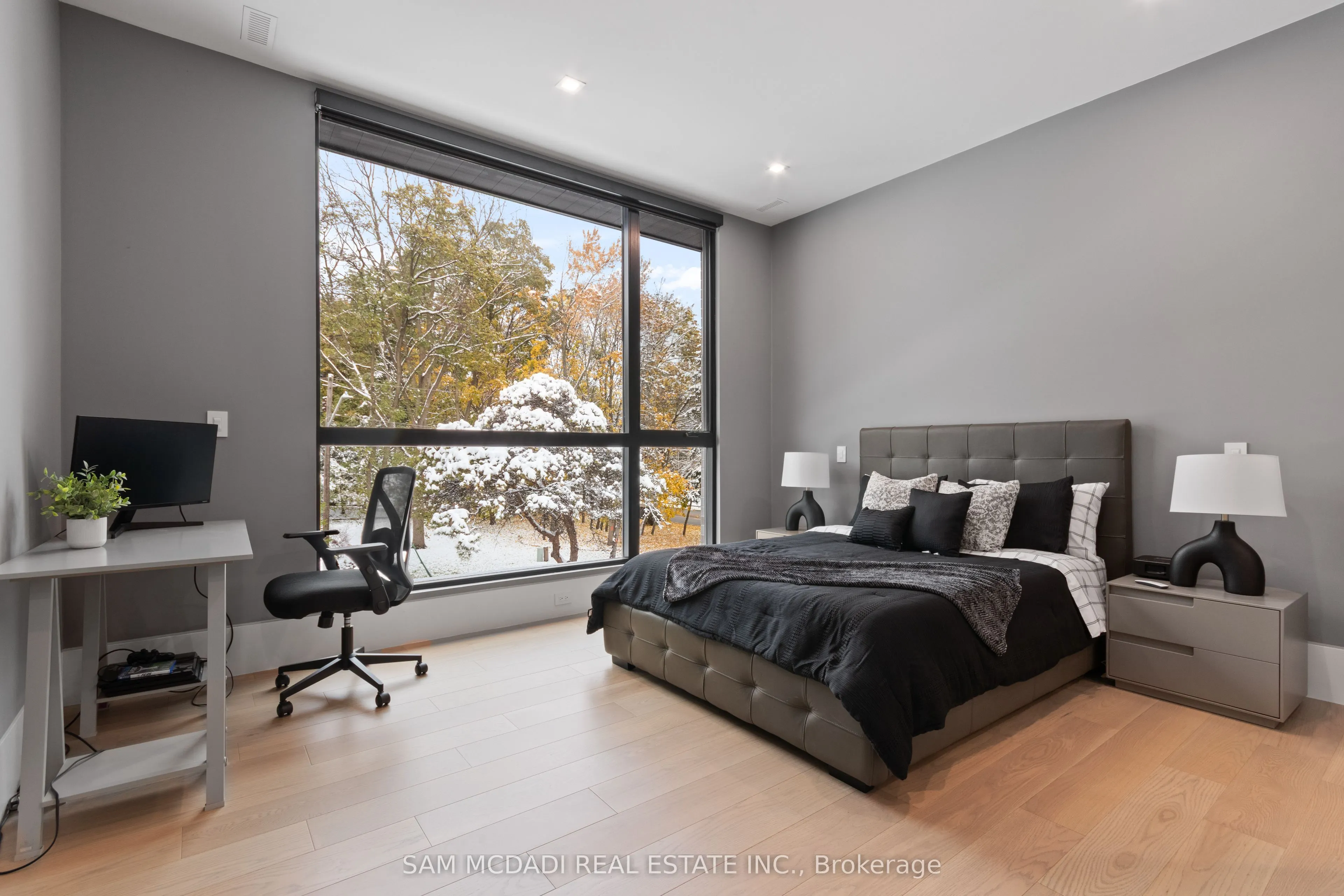 112 Elton Park Road