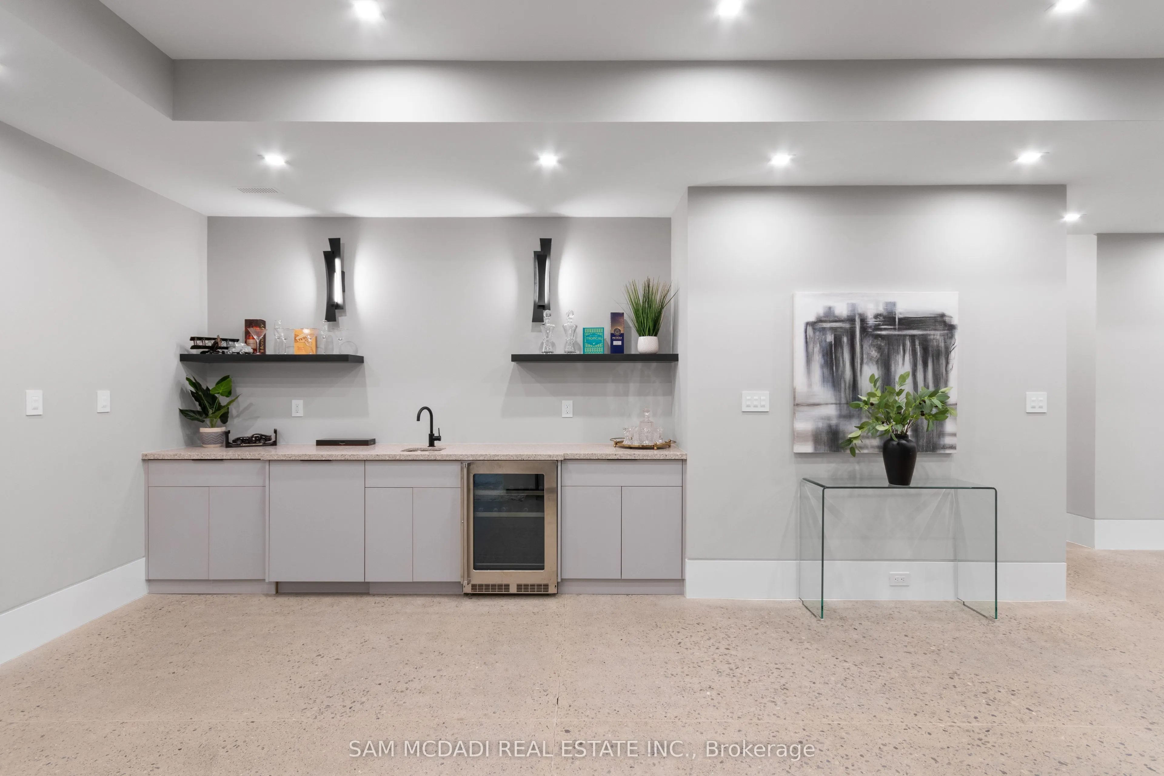 112 Elton Park Road