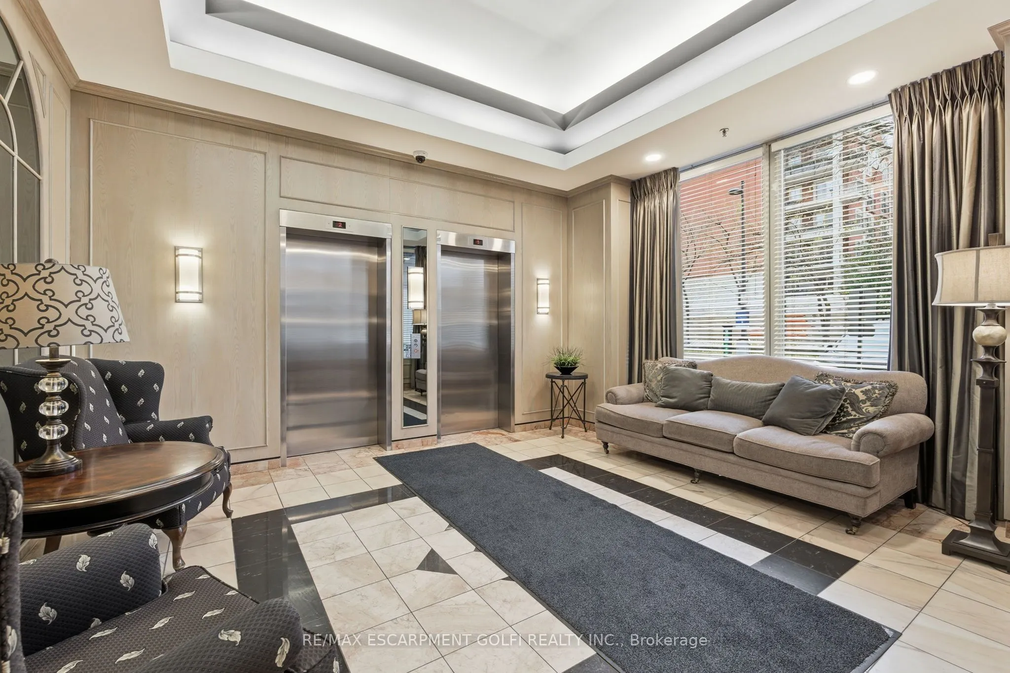 430 Pearl Street #403